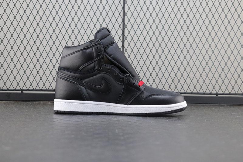 Air Jordan 1 Retro High OG “Black Satin/Gym Red”
