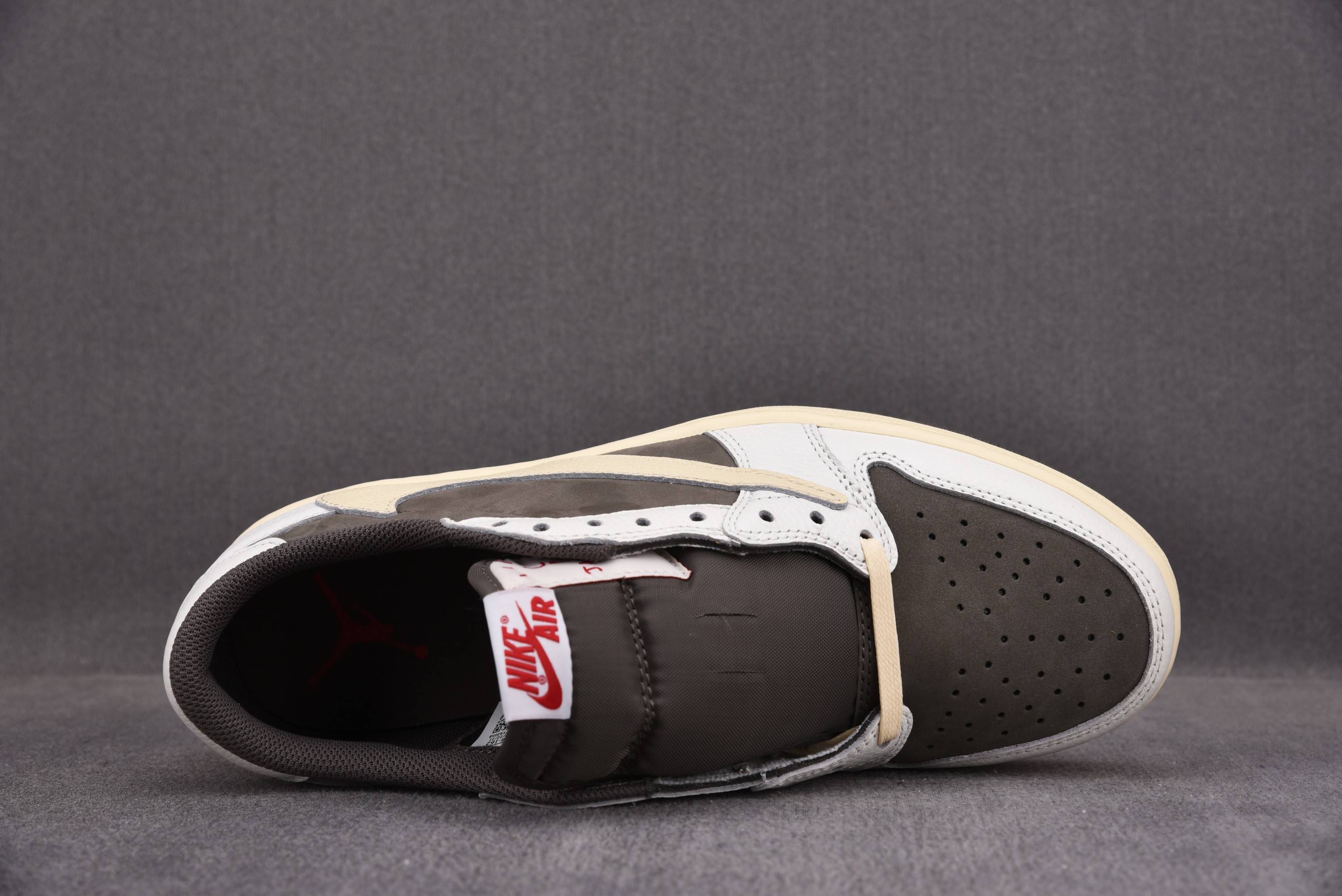 Jordan 1 Retro Low OG SP Travis Scott Reverse Mocha