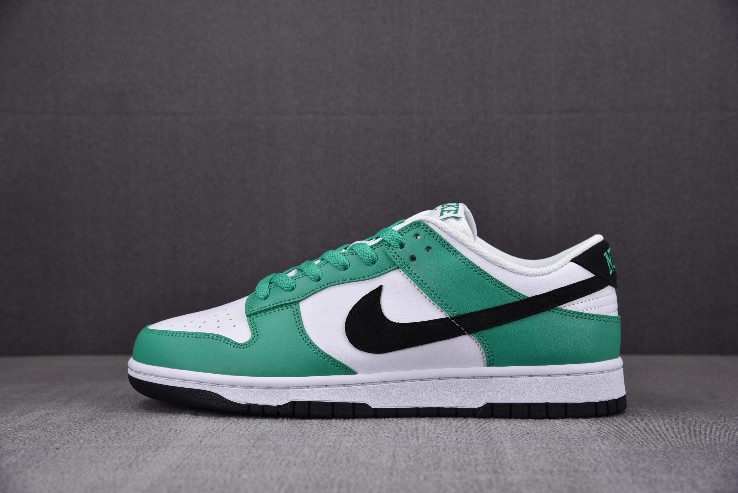 Nike Dunk Low Celtics