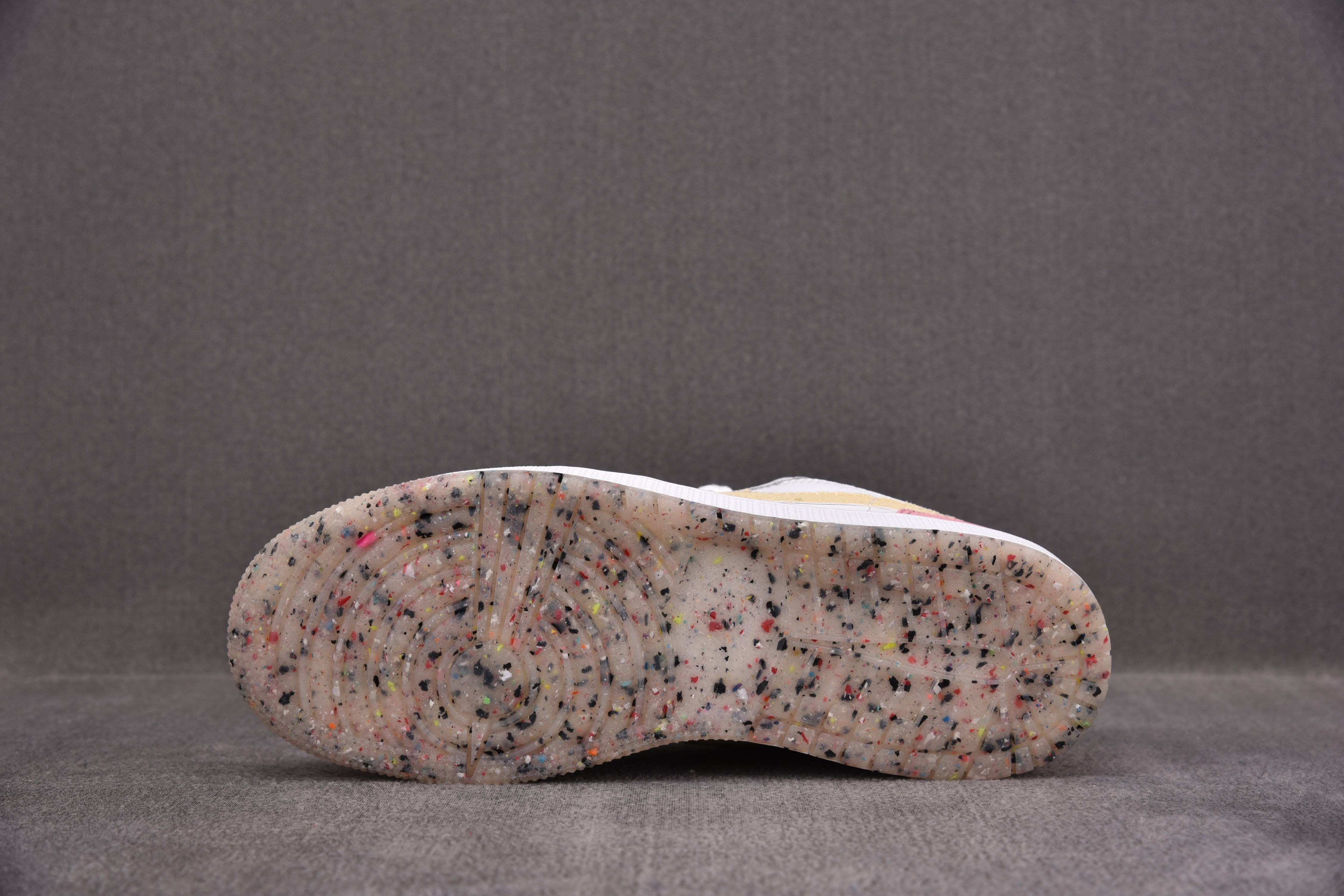 Jordan 1 Low Pastel Grind Vivid Green (GS)