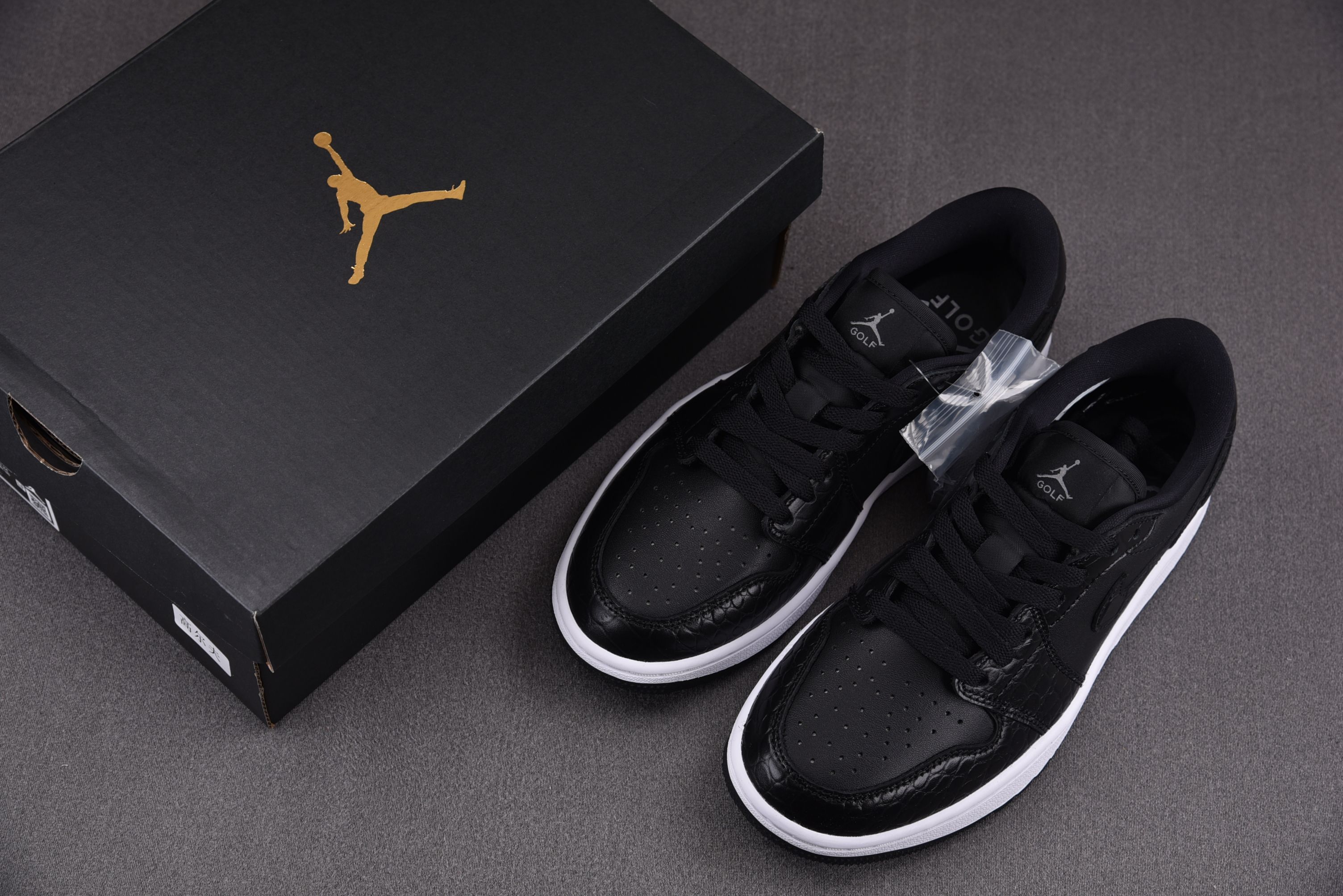 Jordan 1 Retro Low Golf Black Croc