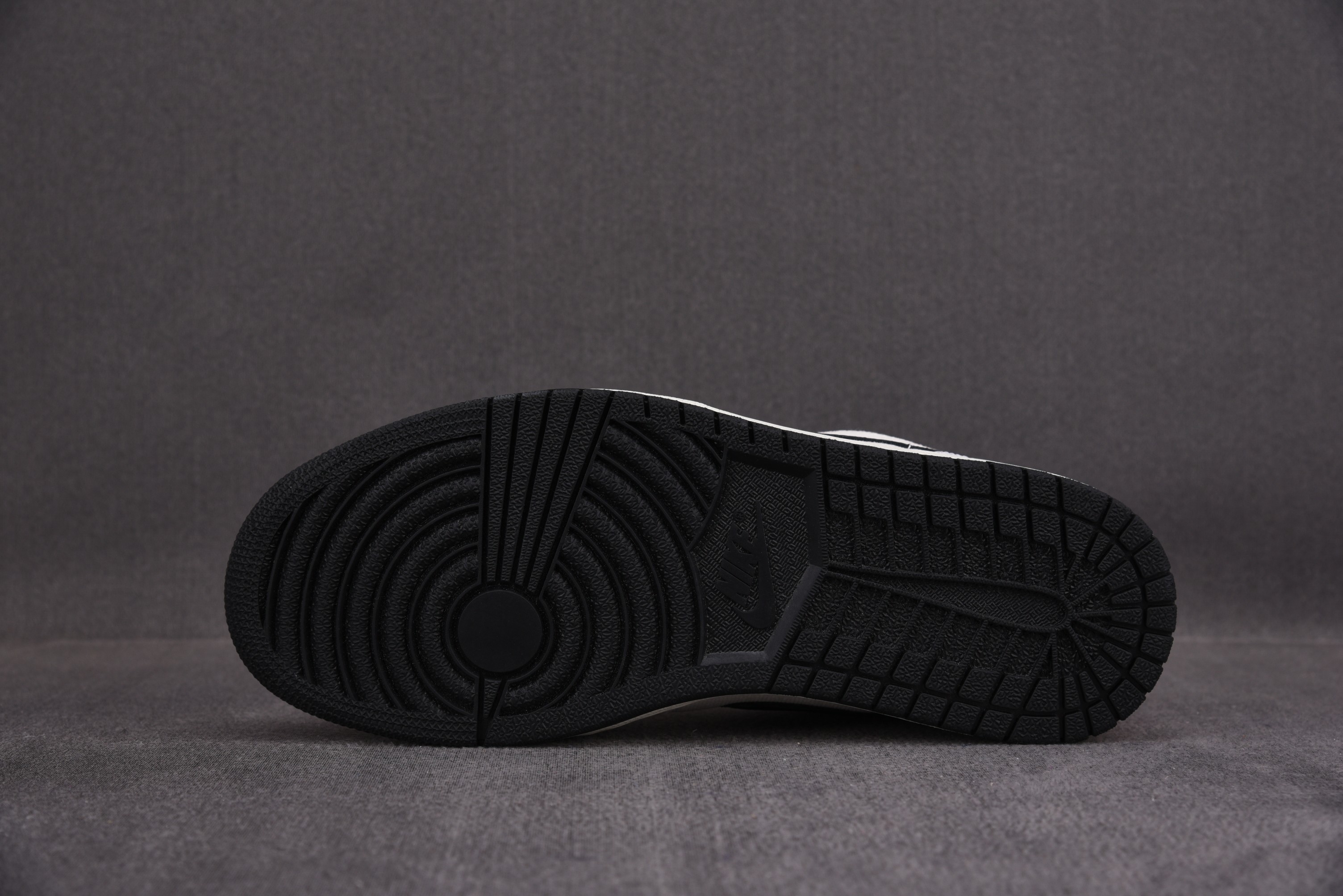 Jordan 1 Low Astrograbber