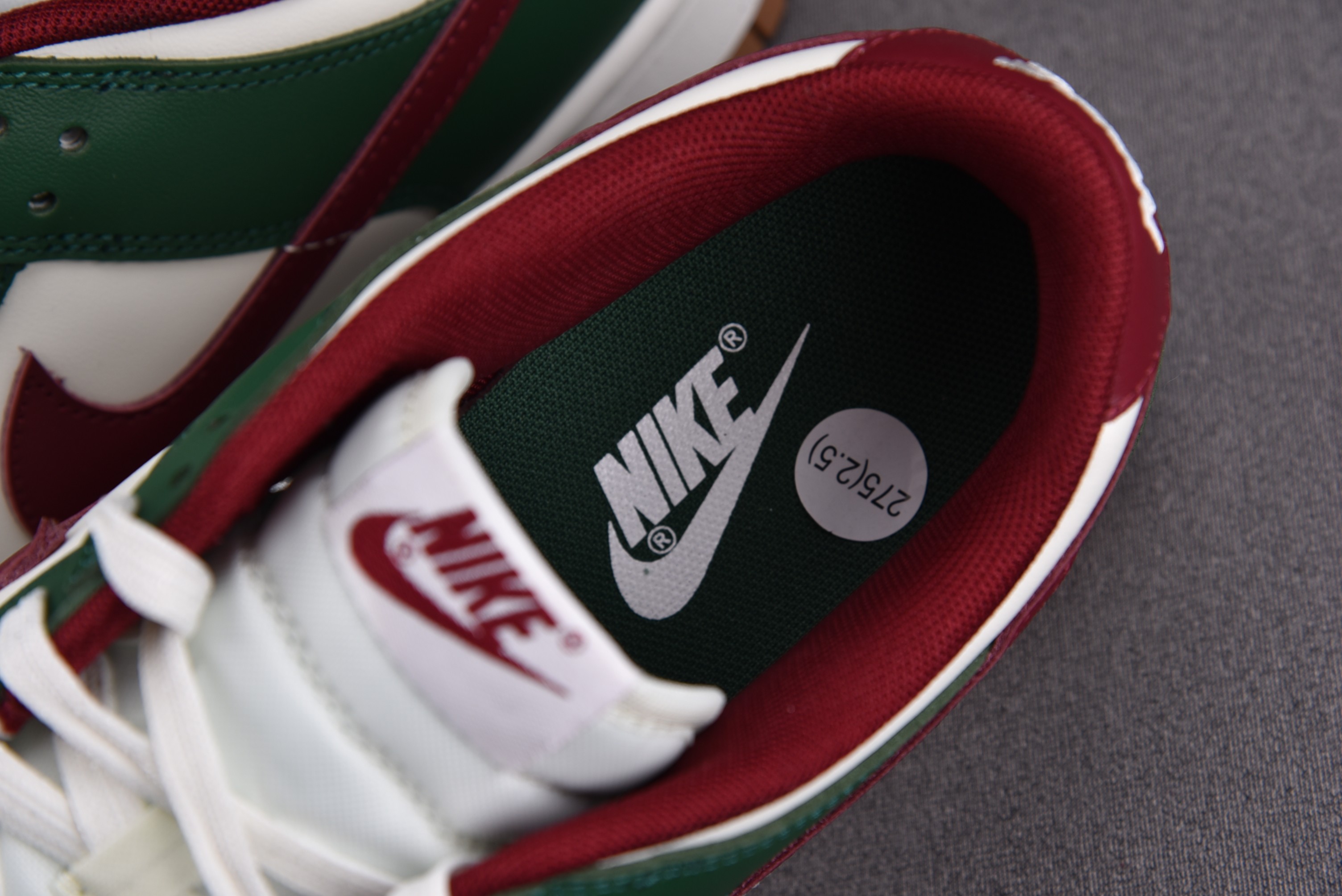Nike Dunk Low Gorge Green Team Red