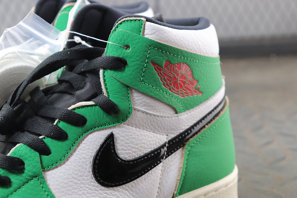 Jordan 1 Retro High Lucky Green