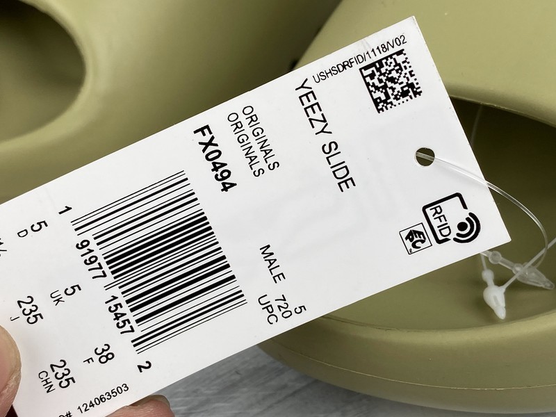 Yeezy Slide Resin (One Size Smaller!!)