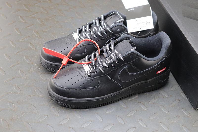 Nike Air Force 1 Low Supreme Black