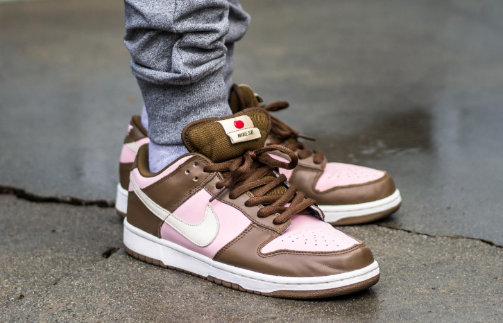 Nike Dunk SB Low Stussy Cherry