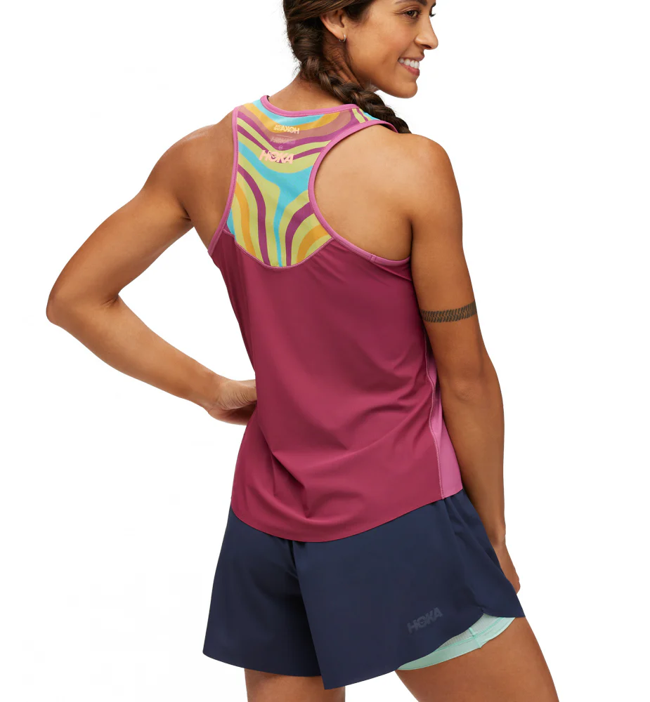 Hoka W AIROLITE RUN TANK Beet Root