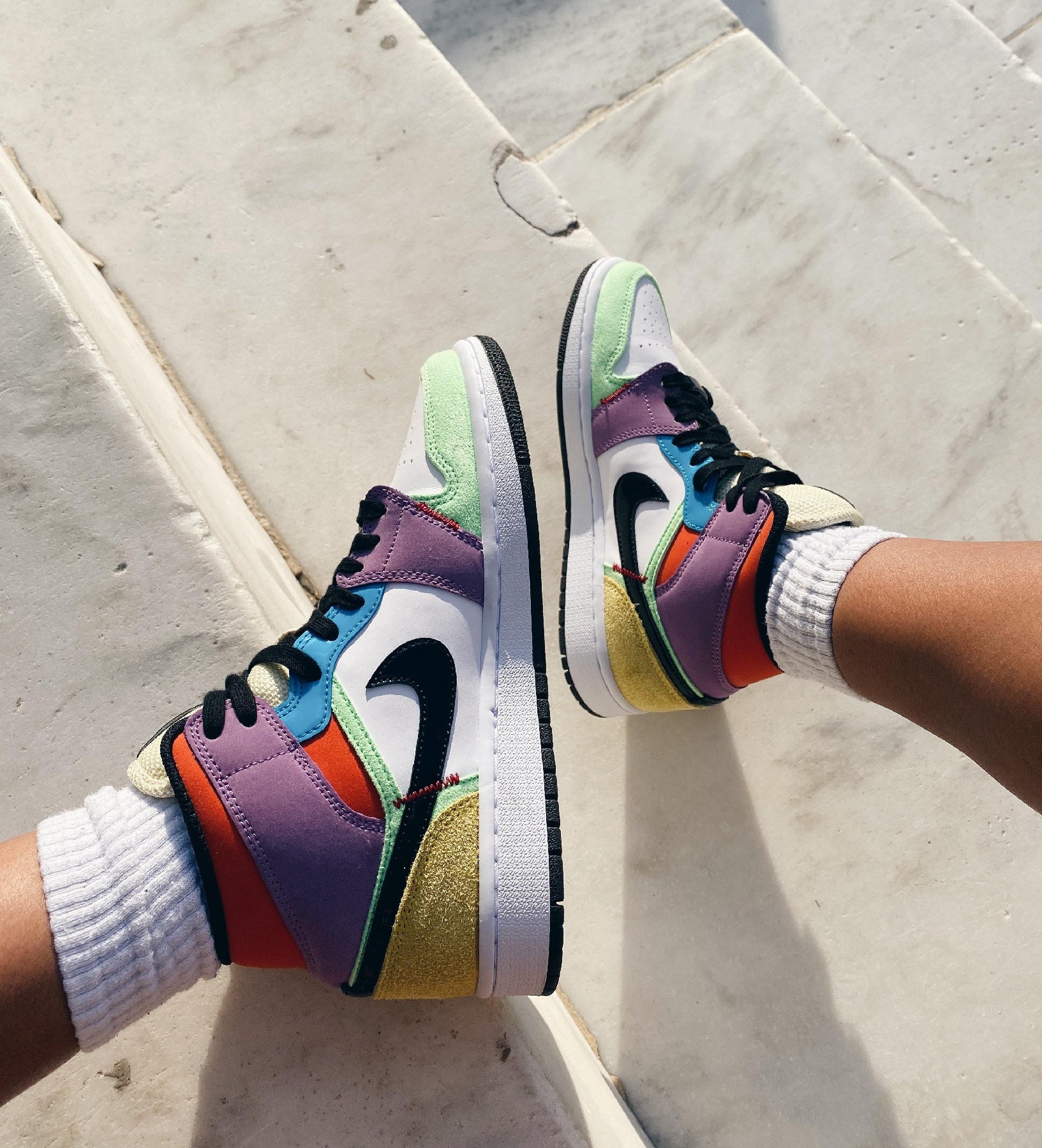Jordan 1 Mid SE Multi-Color LIGHTBULB (Women Size!!)