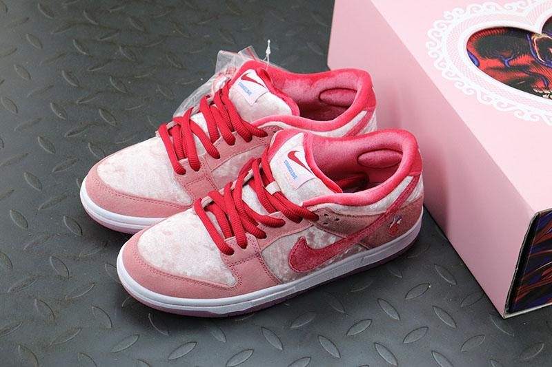 SB Dunk Low x StrangeLove (Special Box)