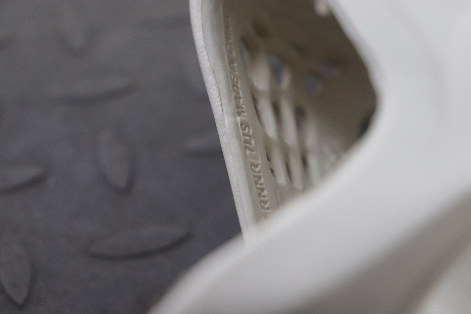 adidas Yeezy Foam RNNR Sand (One Size Smaller!!)