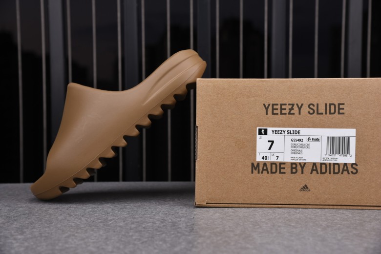 Yeezy Slide Core (One Size Smaller!!)