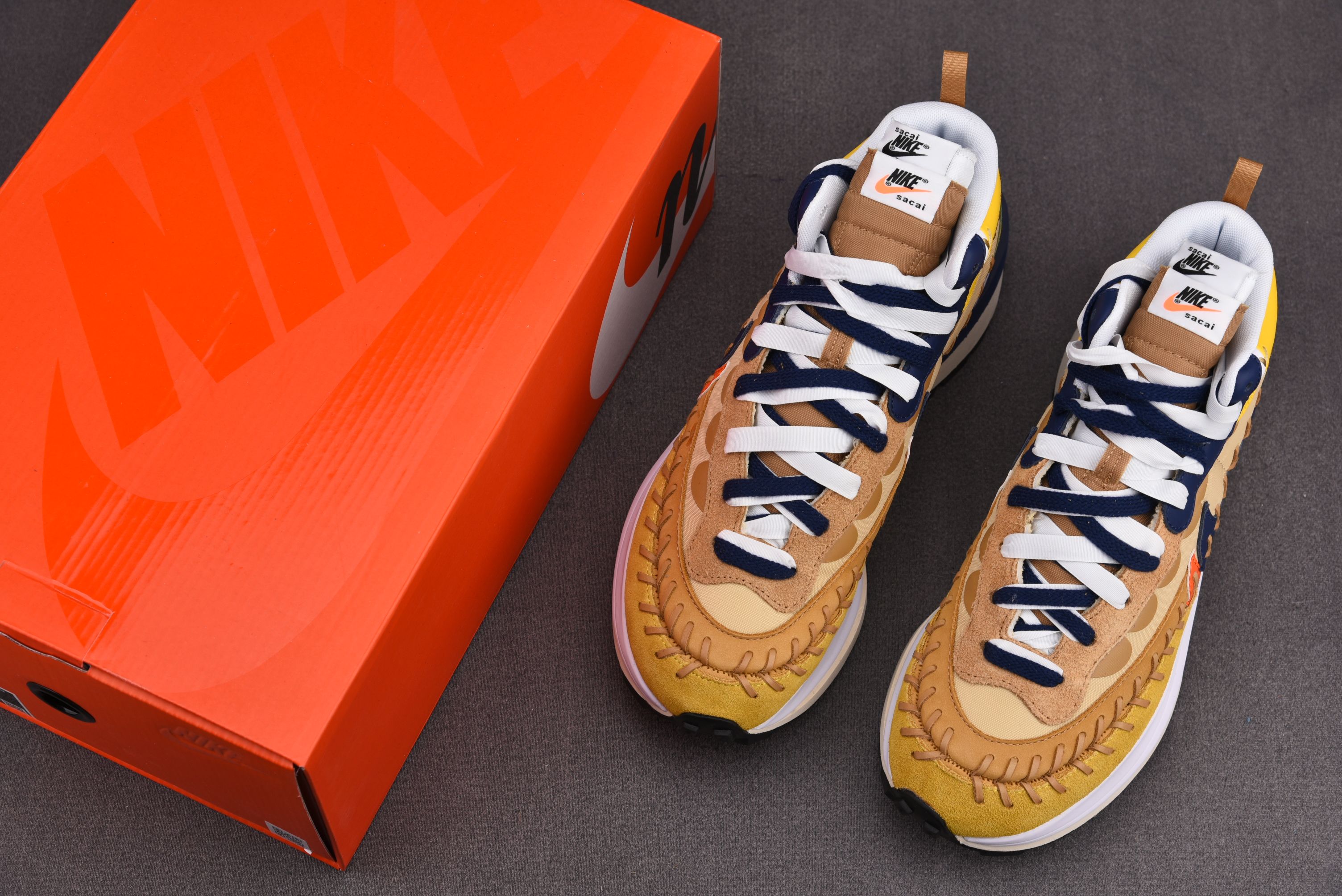 Nike Vaporwaffle sacai Jean Paul Gaultier Sesame Blue