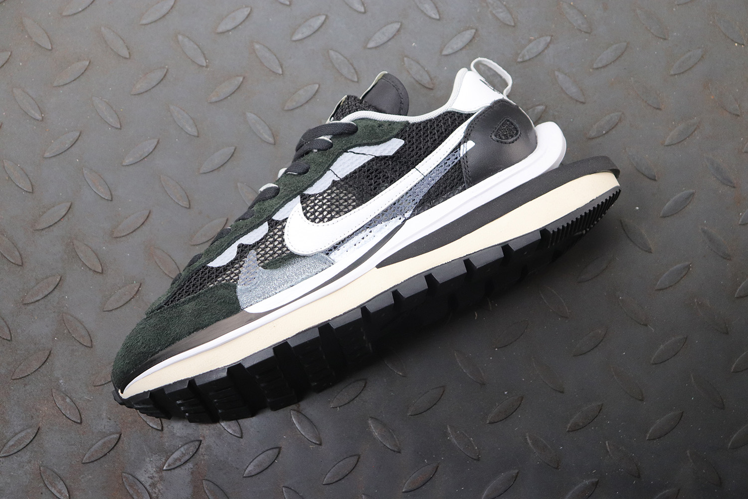 Nike VaporWaffle Sacai Black White