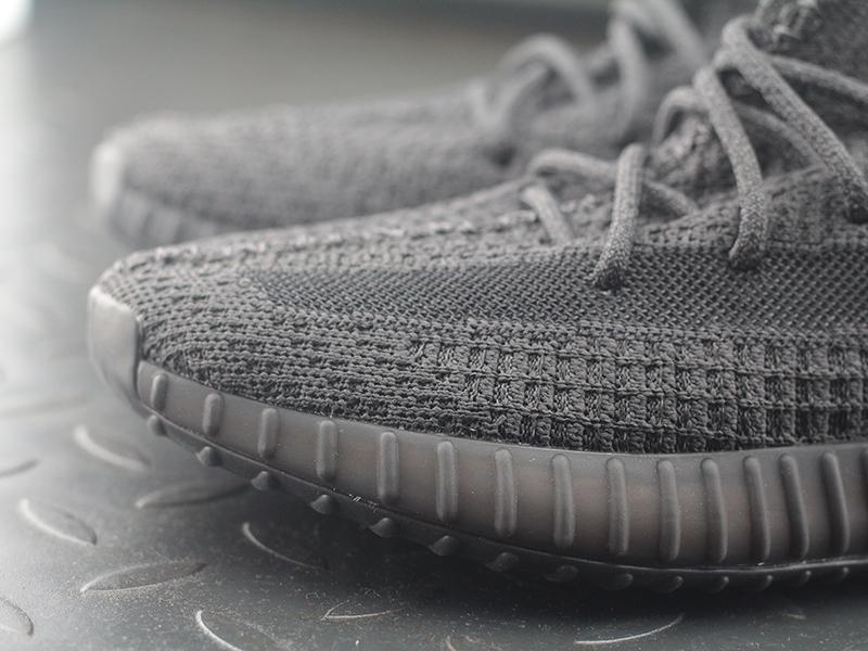 adidas Yeezy Boost 350 V2 Black Reflective