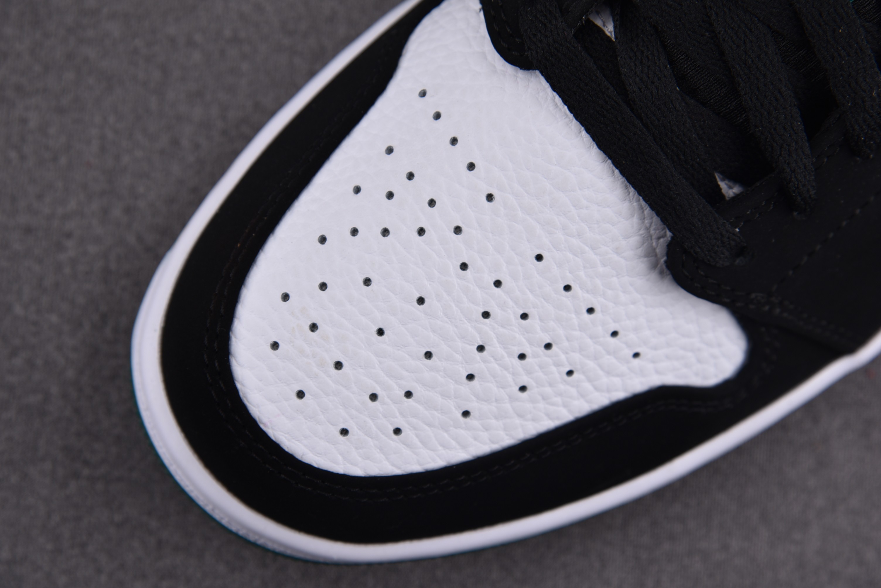 Jordan 1 Low White Black Mystic Green