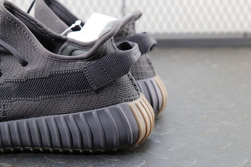 Adidas Yeezy Boost 350 V2 Cinder