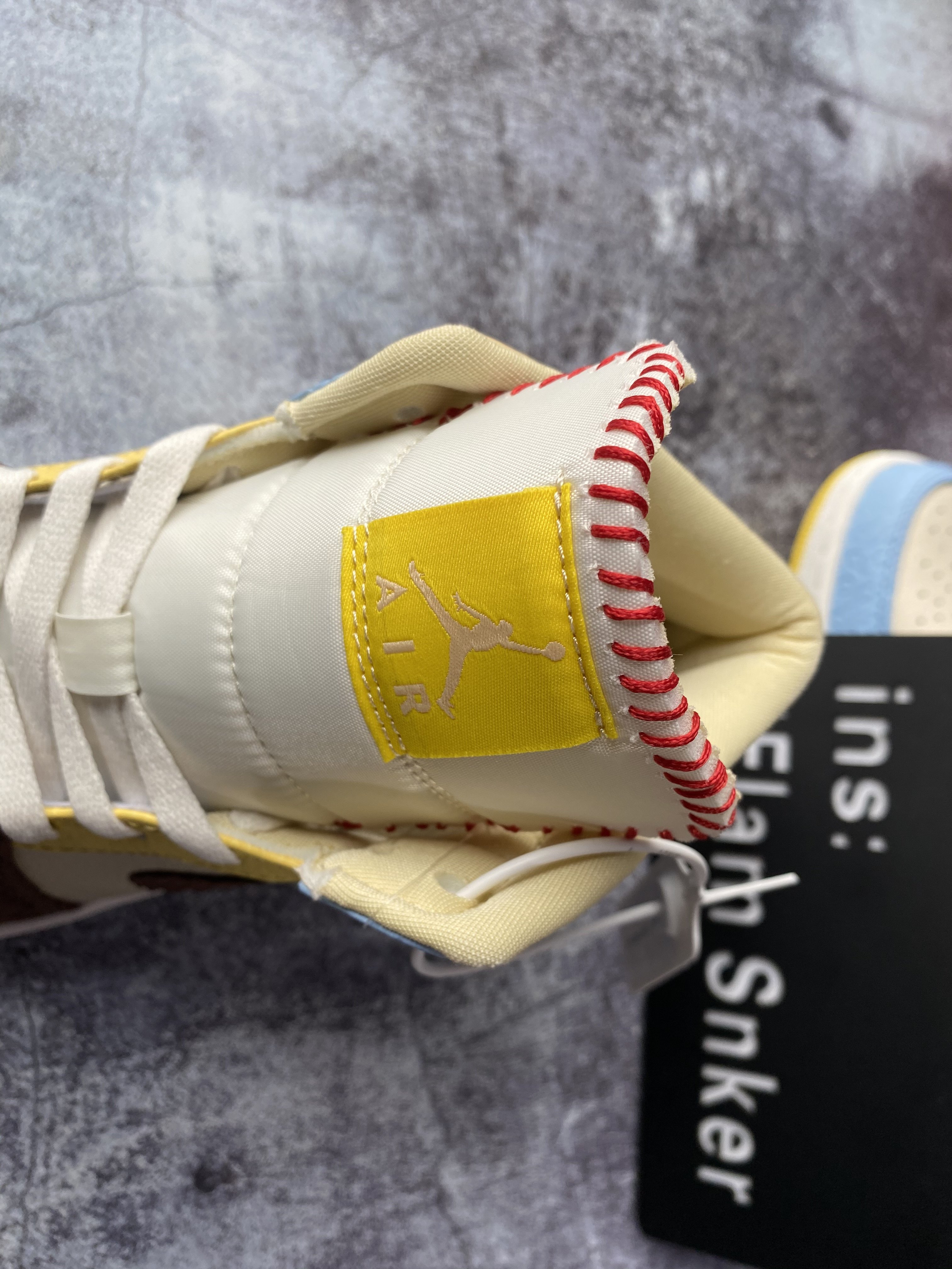 Jordan 1 Mid SE Fearless Maison Chateau Rouge