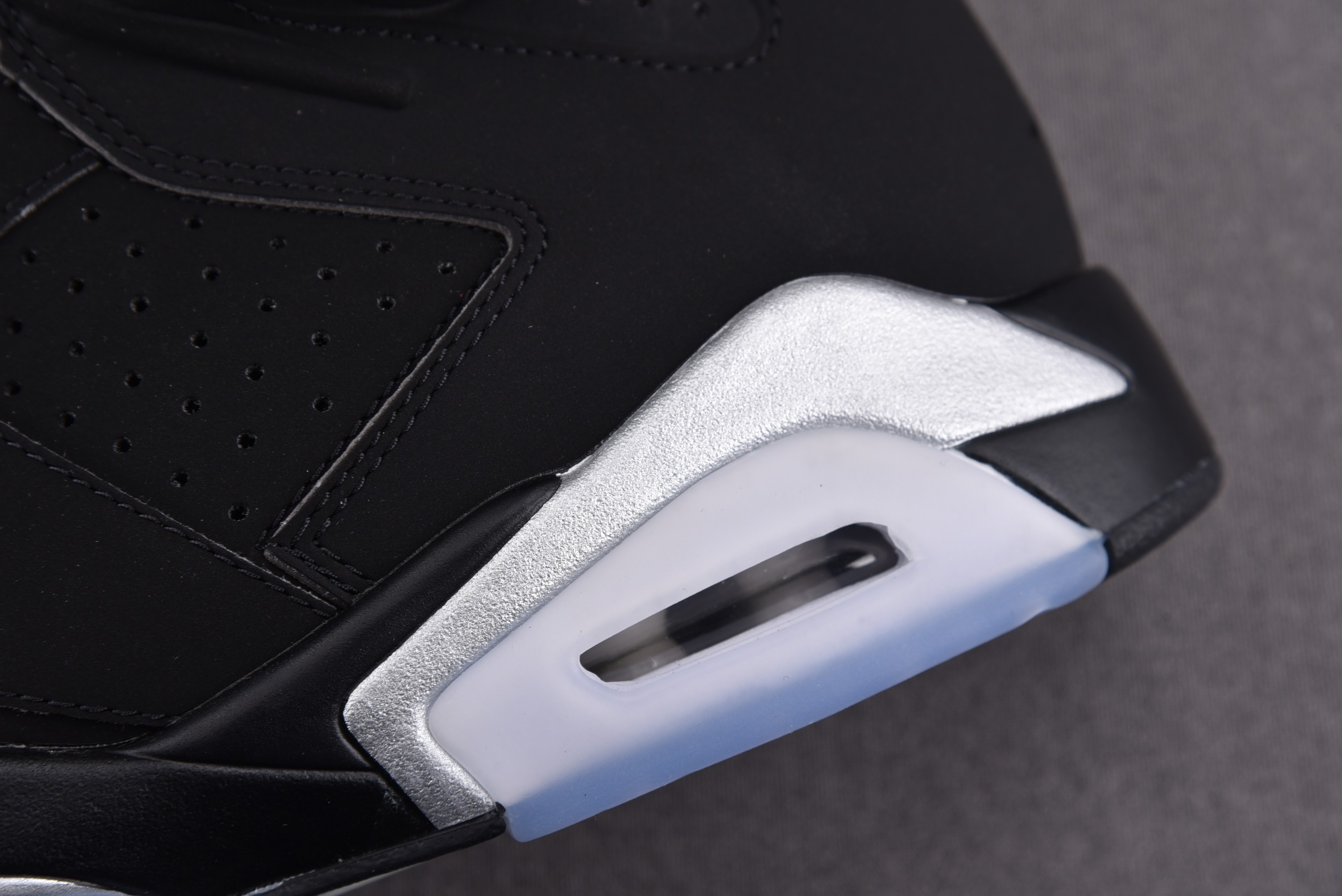 Jordan 6 Retro Chrome Metallic Silver