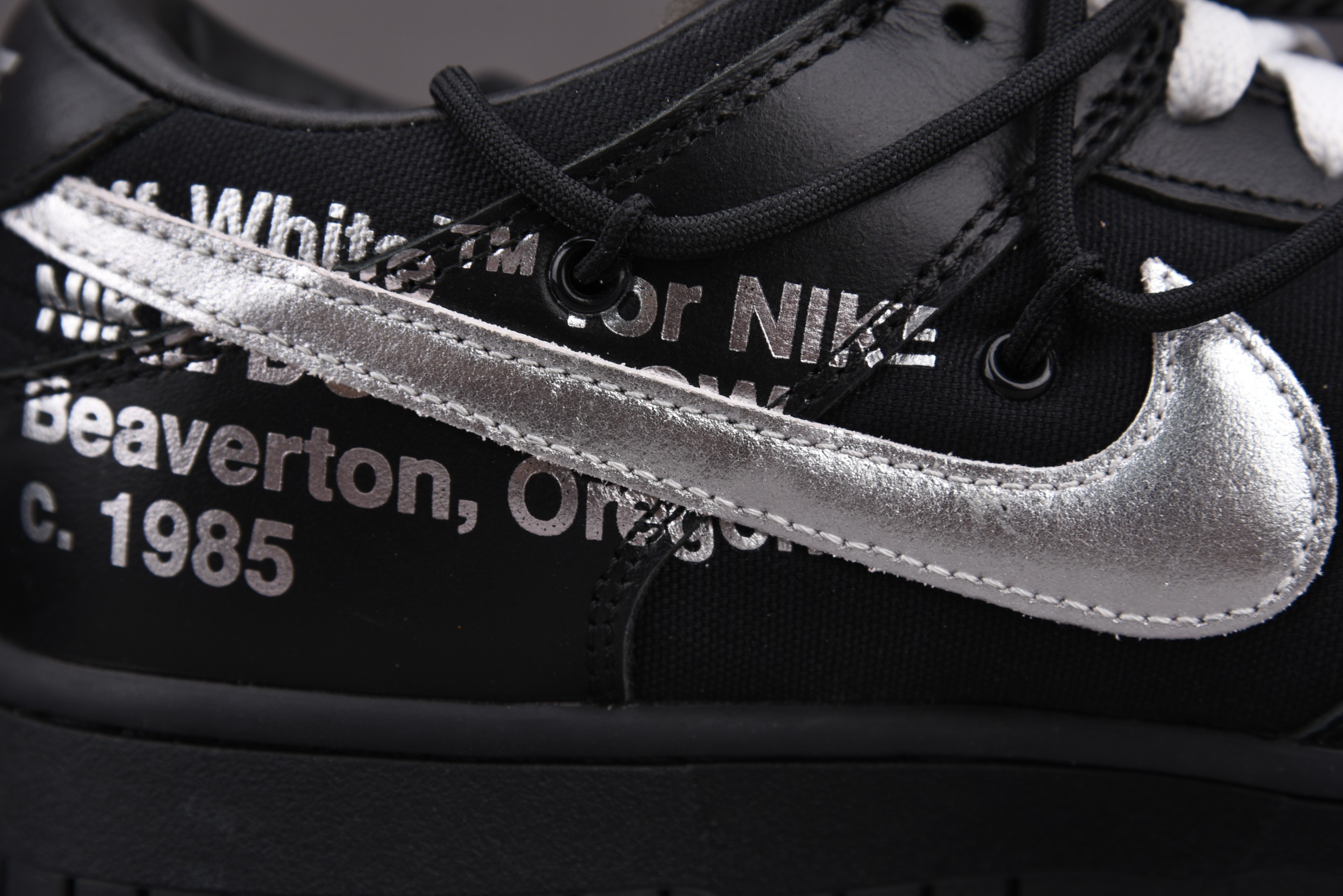 Nike Dunk Low   Lot 50