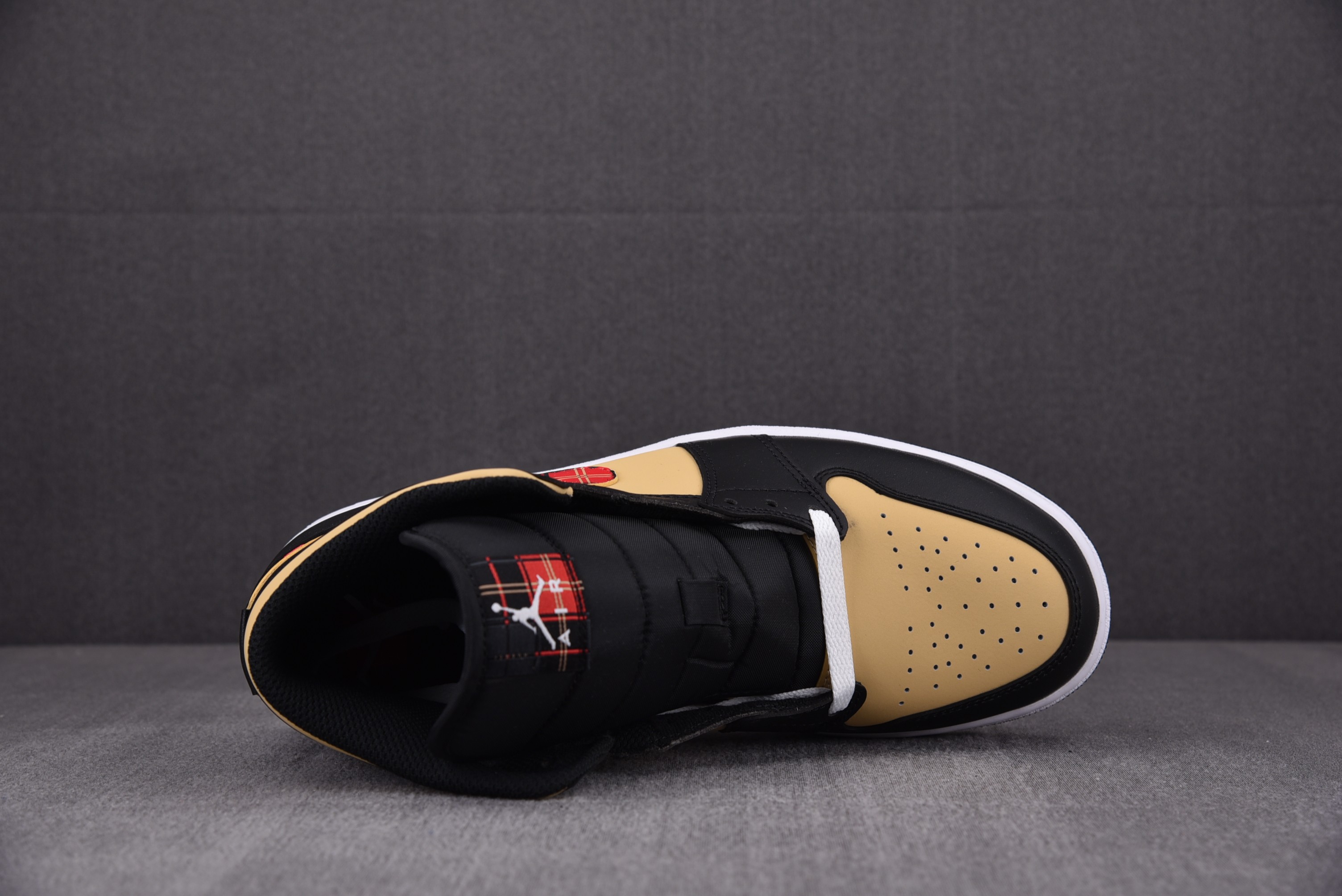 Air Jordan 1 Mid Tartan Swoosh