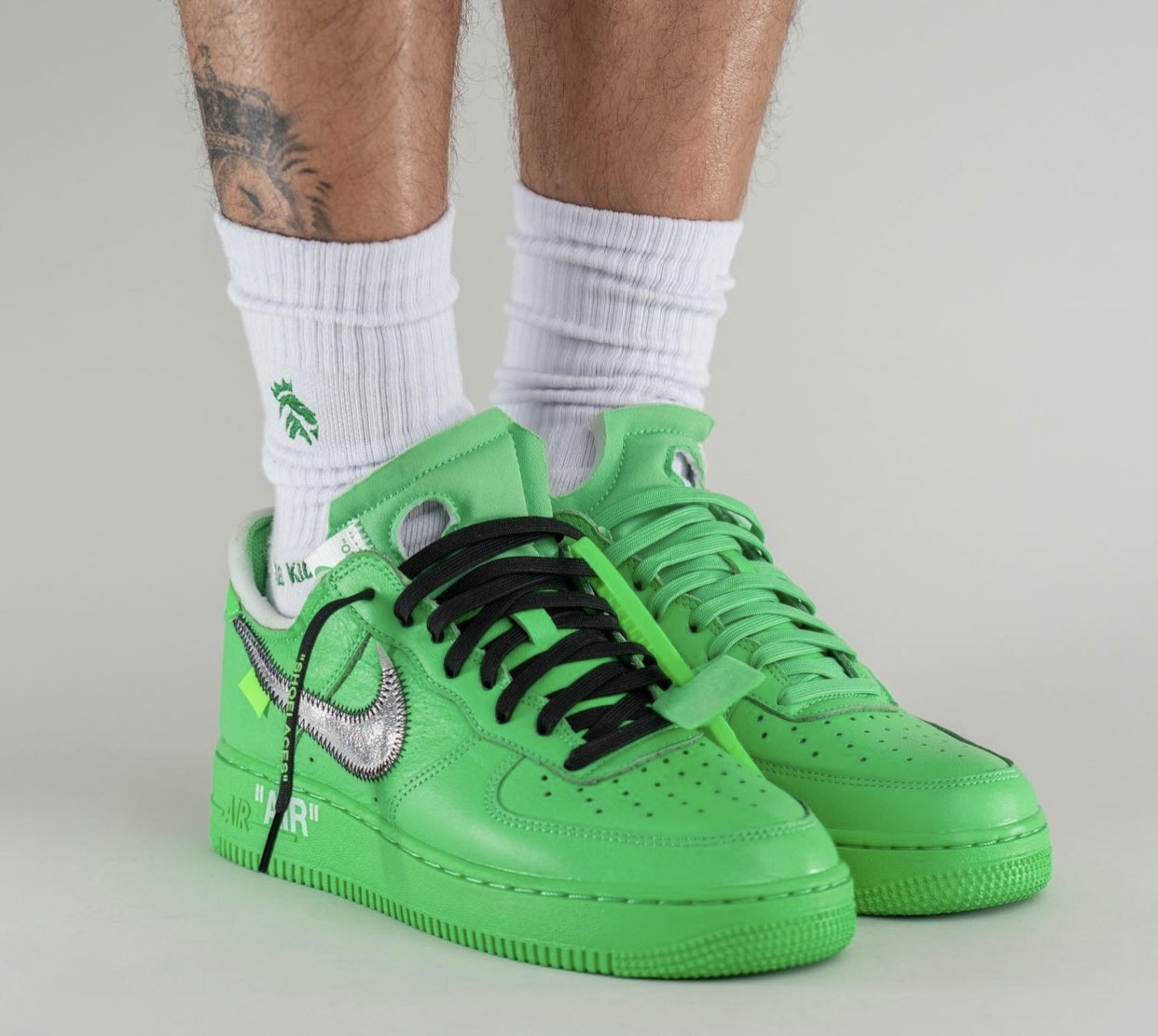 Nike Air Force 1 Low   Light Green Spark