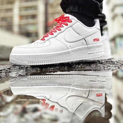 Nike Air Force 1 Low Supreme White