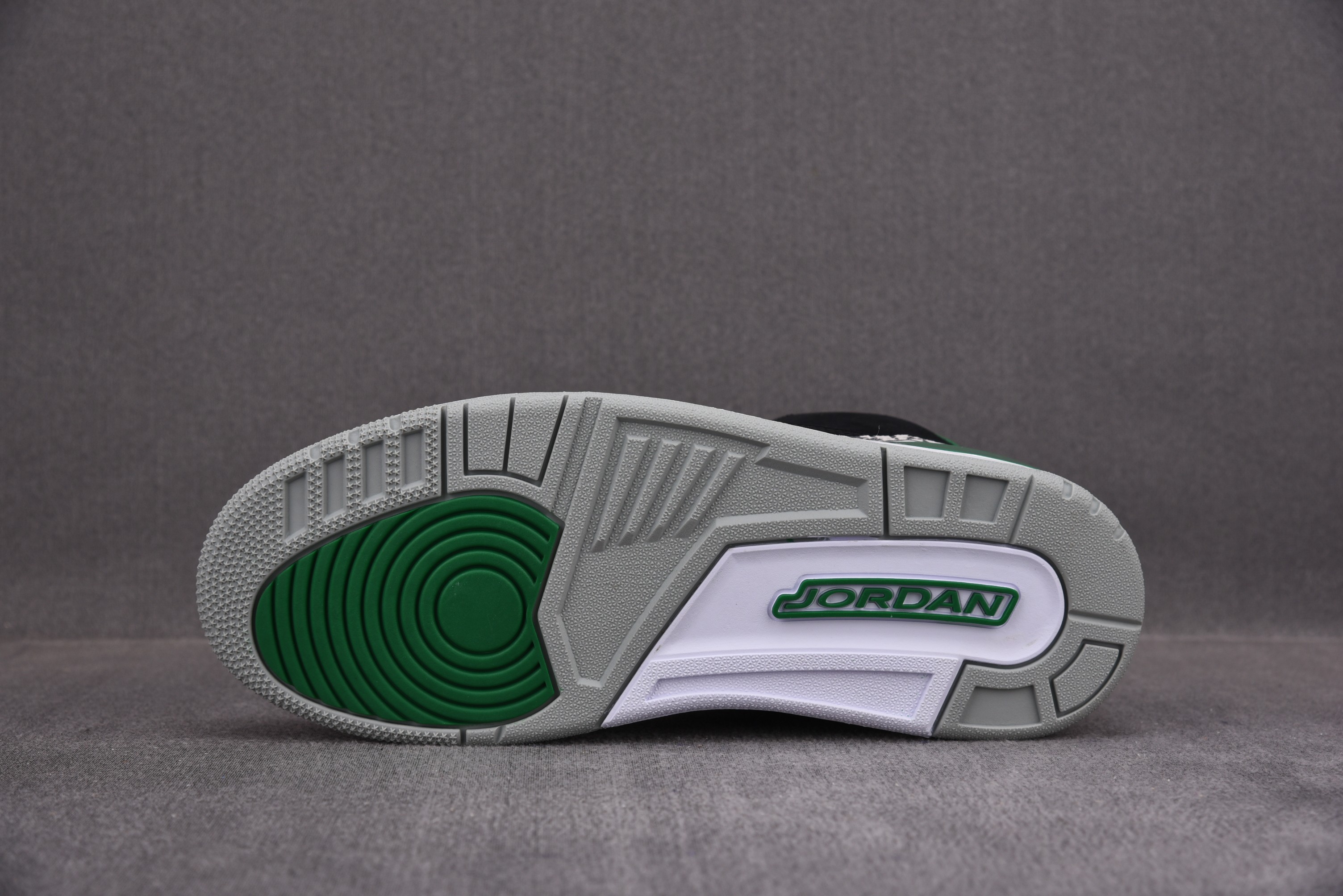 Jordan 3 Retro Pine Green