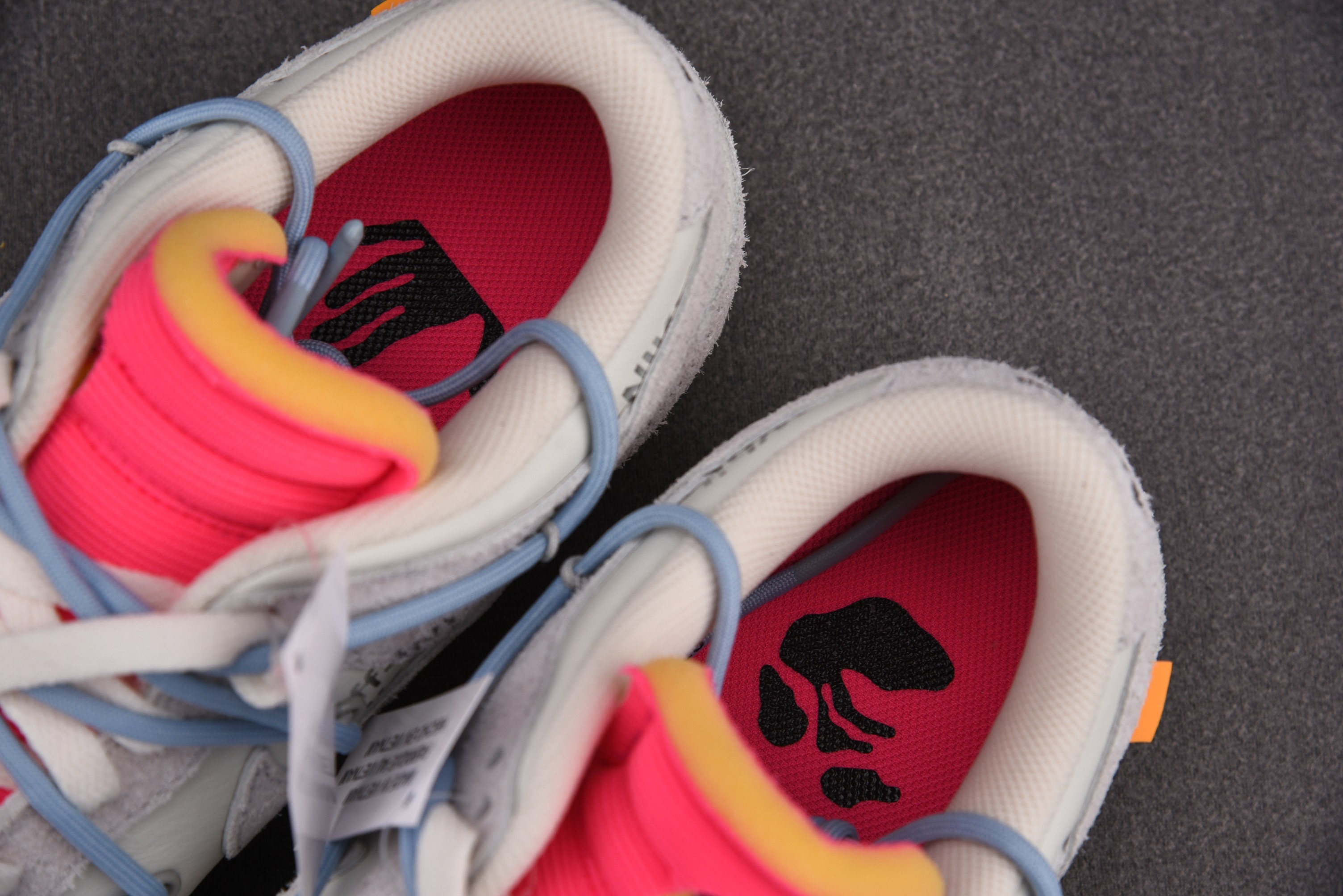 Nike Dunk Low   Lot 38