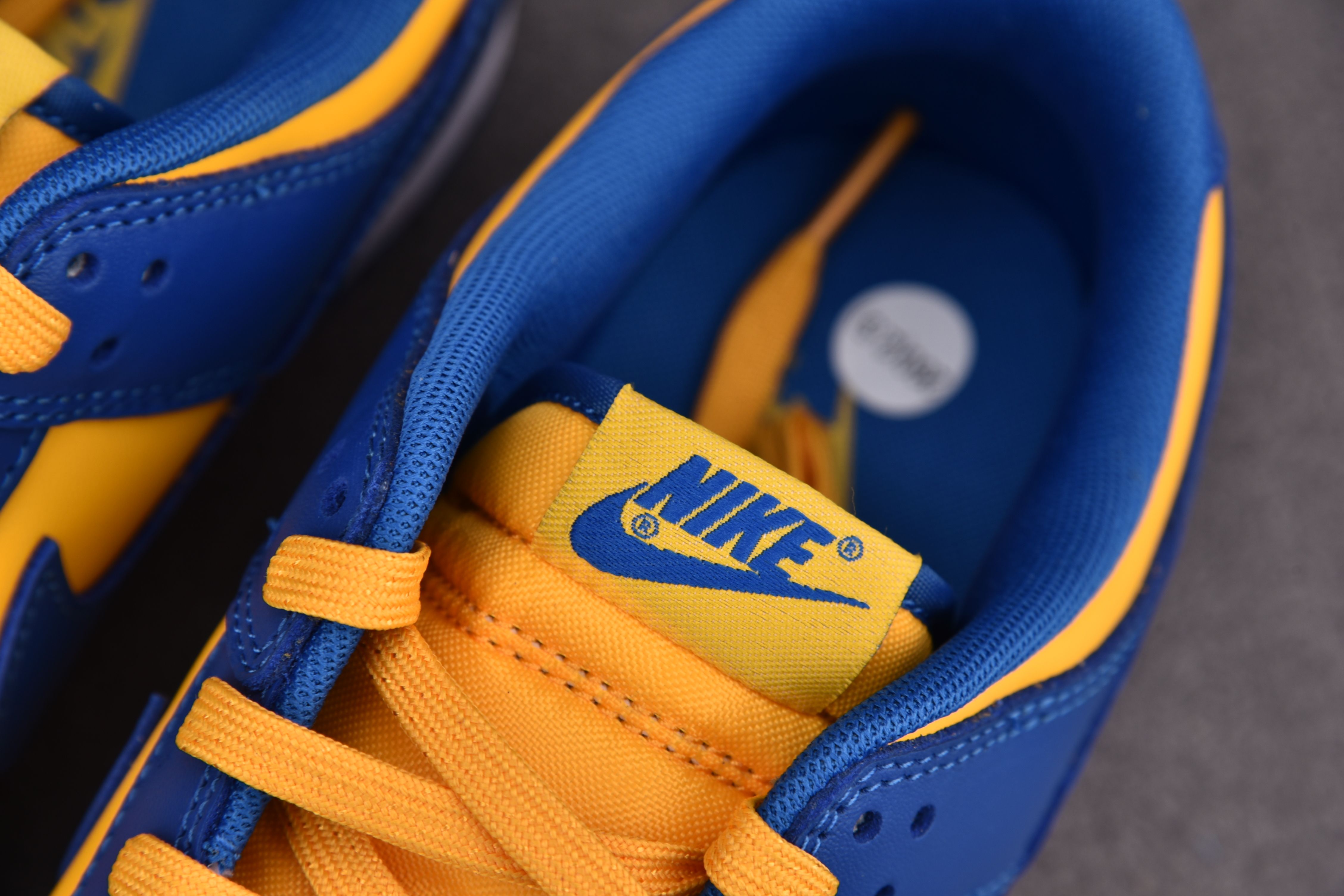 Nike Dunk Low UCLA