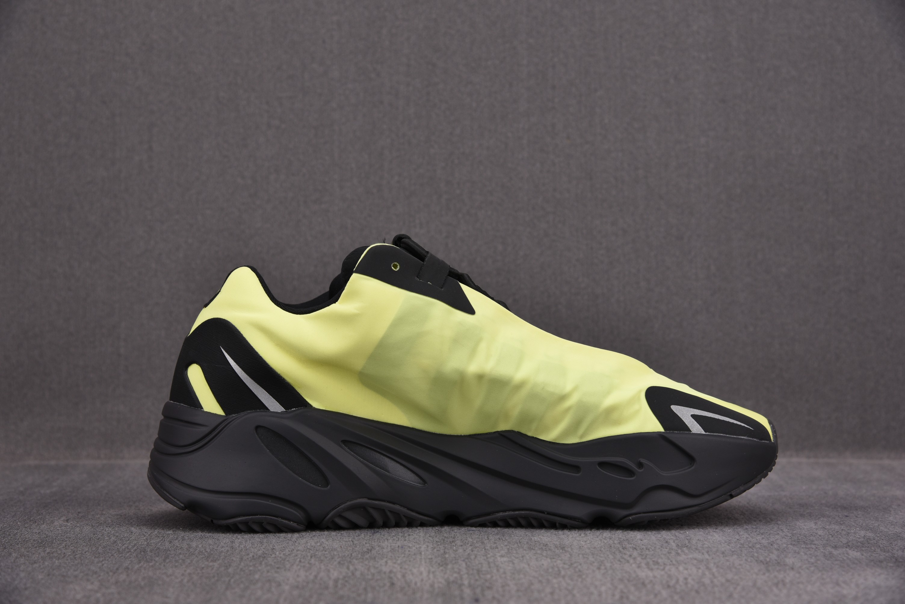 adidas Yeezy Boost 700 MNVN Phosphor