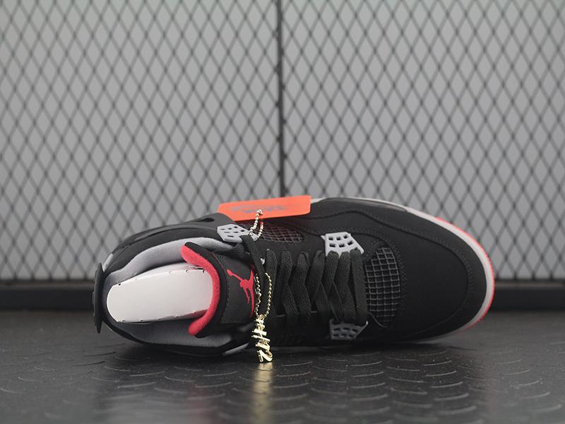 Air Jordan 4 Bred