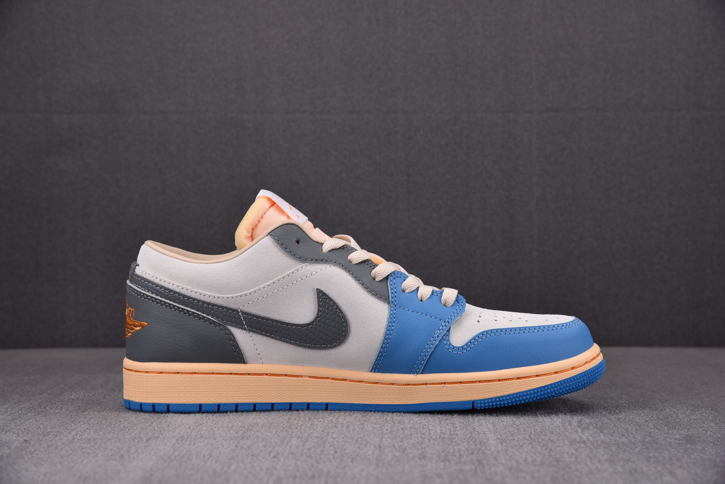 Jordan 1 Low Vintage UNC Grey