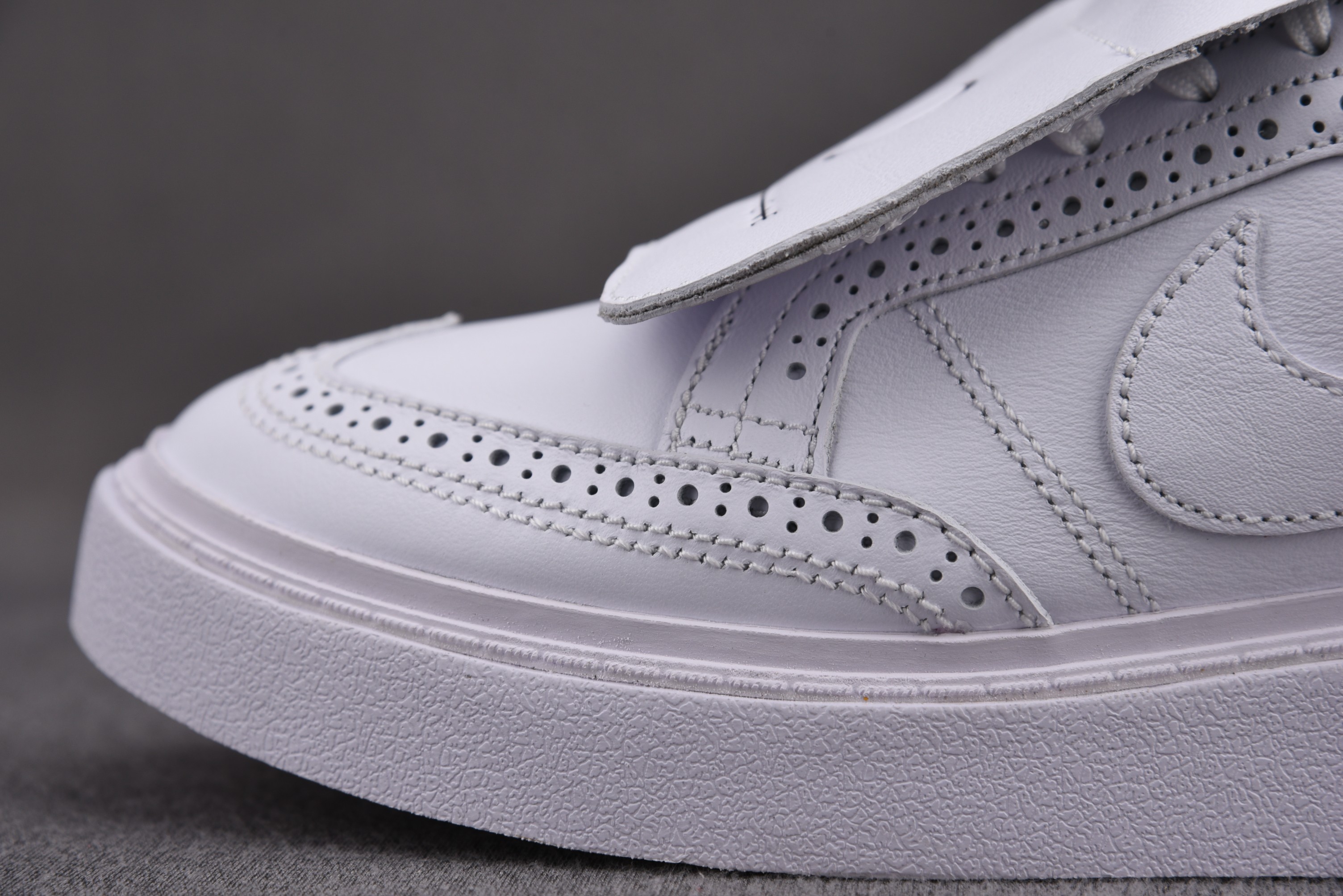 Nike Kwondo 1 G-Dragon Peaceminusone Triple White