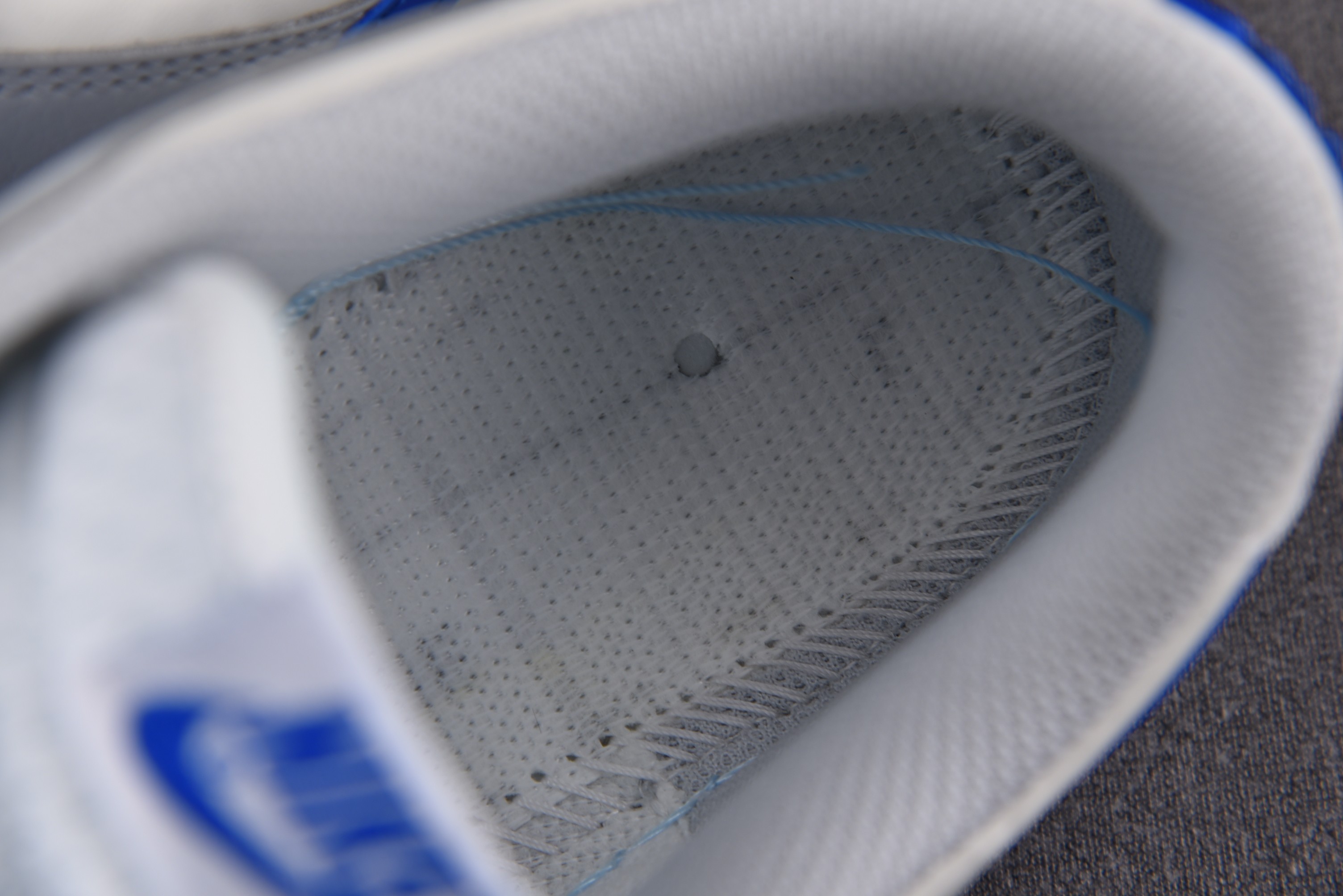 Nike Dunk Low Ivory Hyper Royal