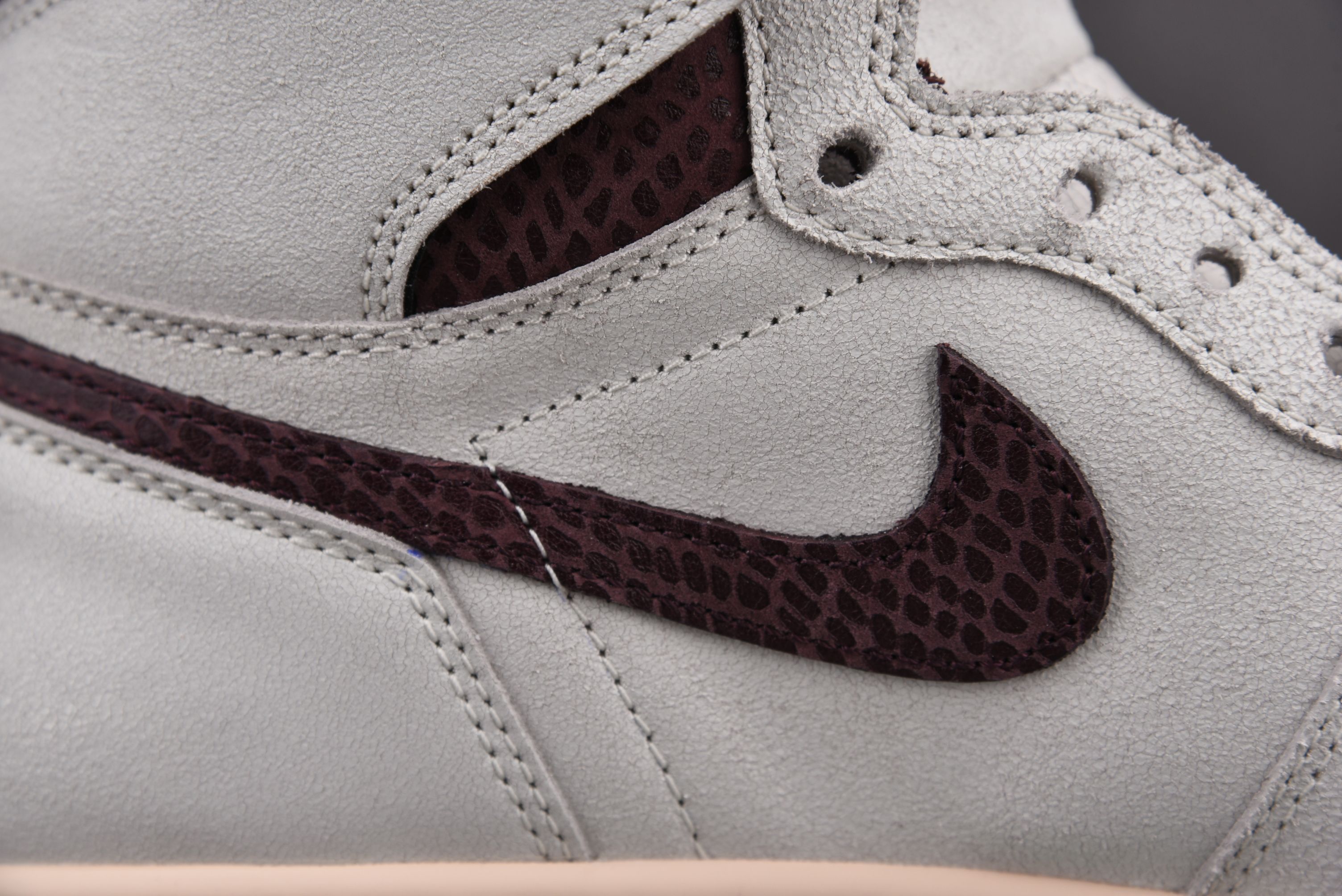 Jordan 1 Retro High OG A Ma Maniére