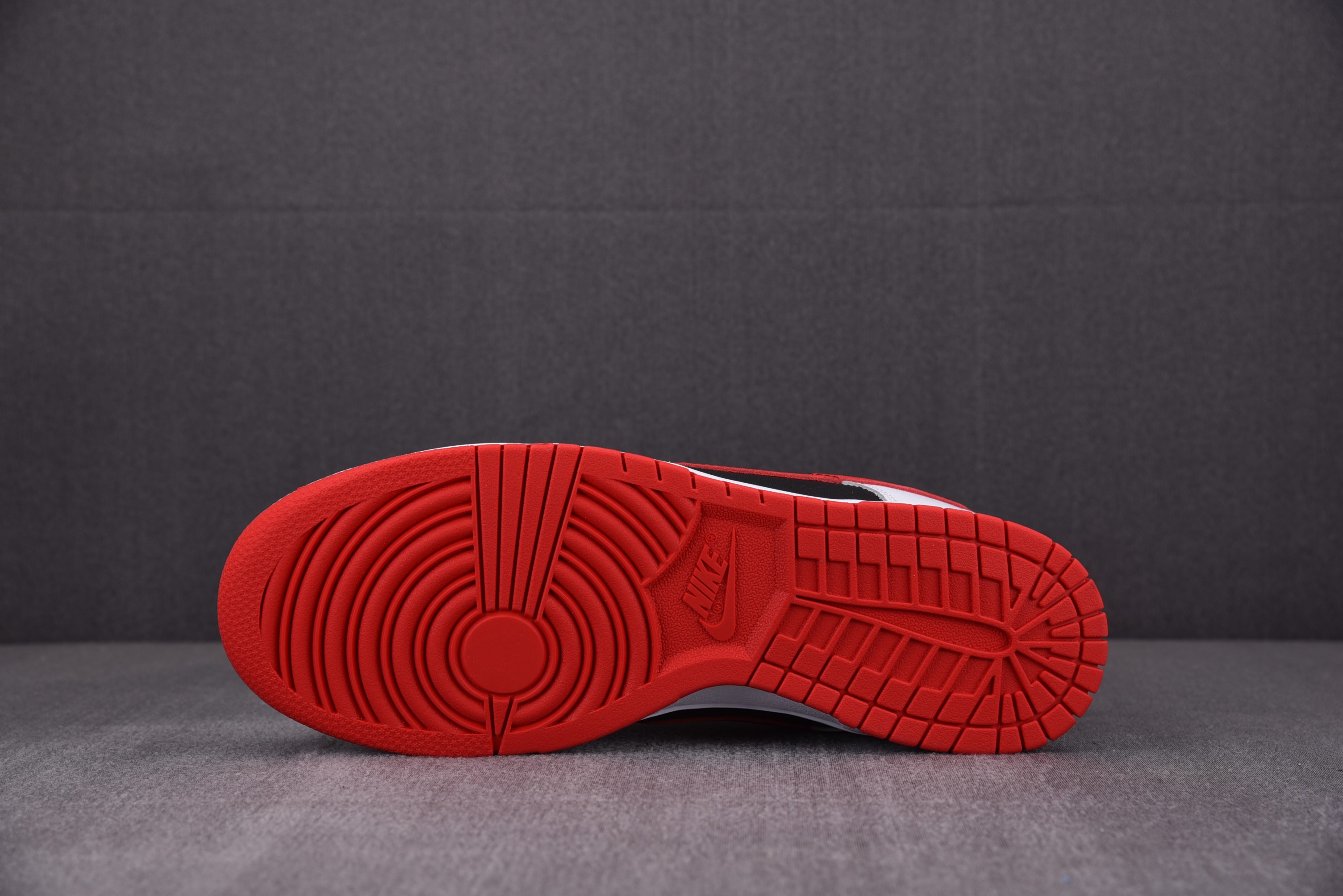 Nike SB Dunk Low White Black Red