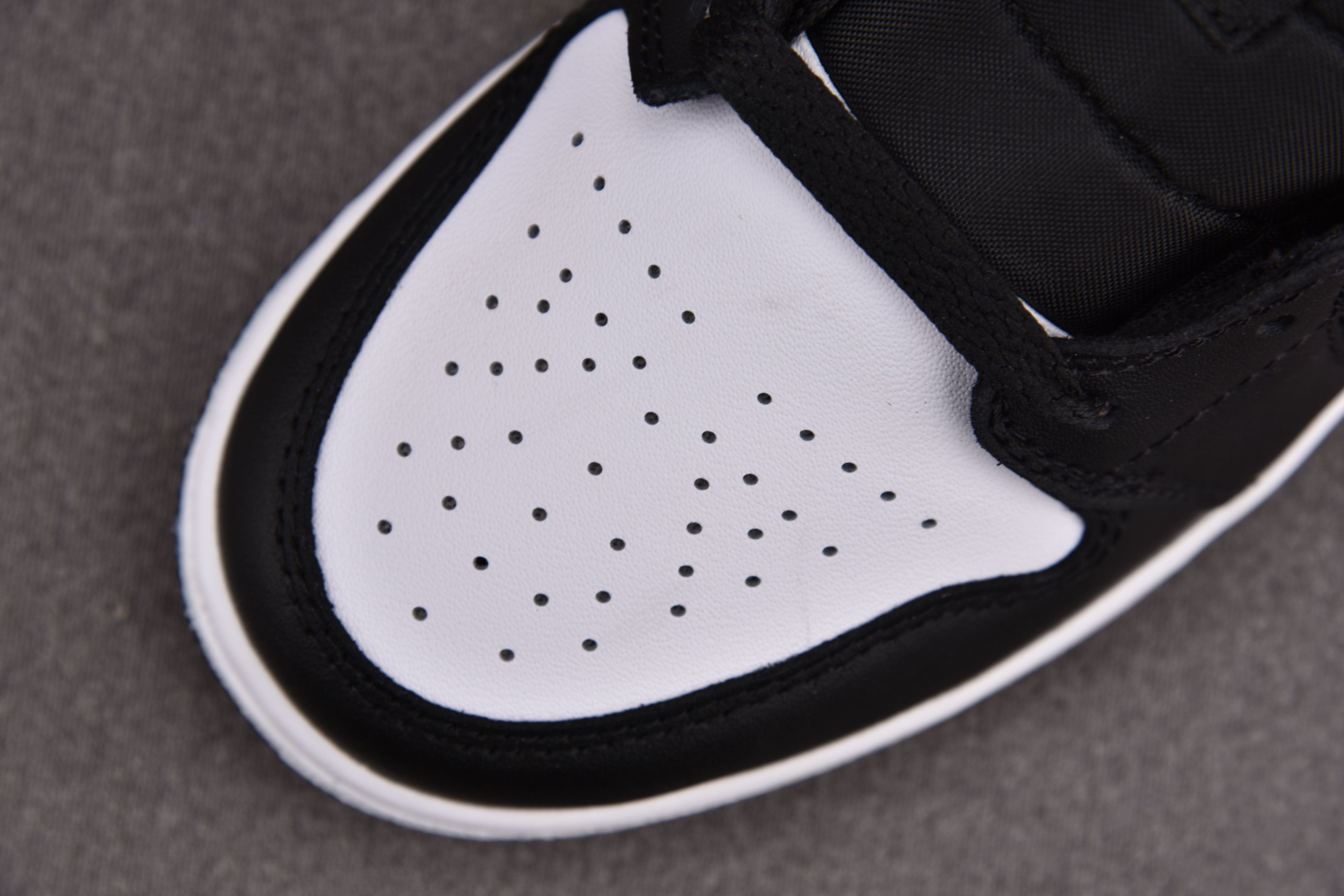 Jordan 1 Mid SE Zen Master