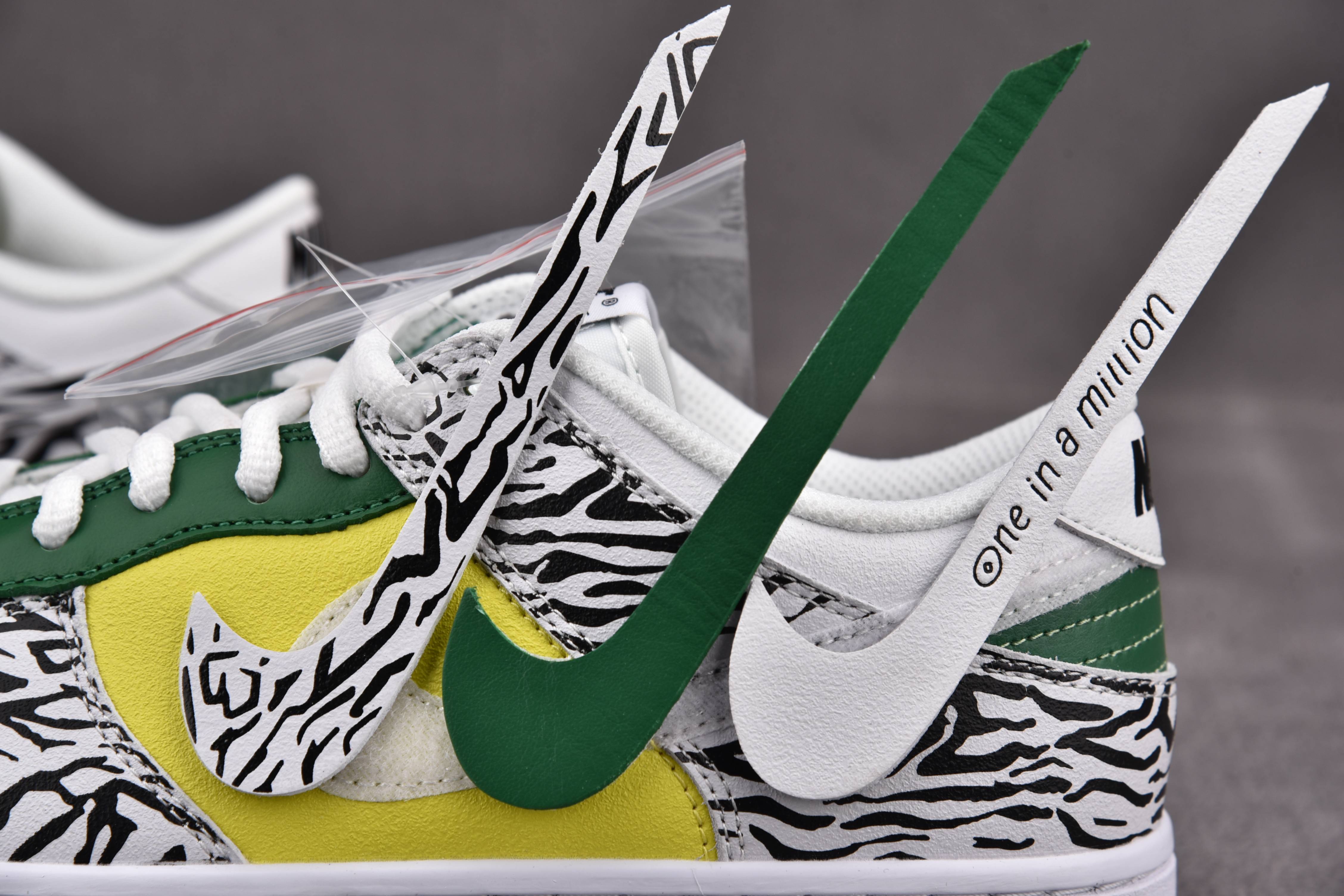 Nike Dunk Low Doernbecher Zoe