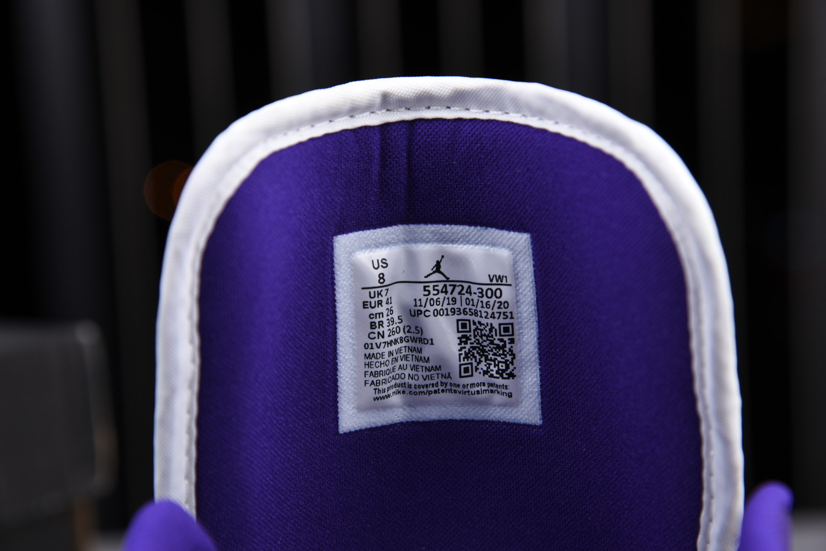 Jordan 1 Mid Incredible Hulk