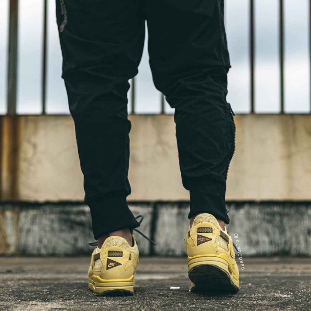 Nike Air Max 1 Travis Scott Cactus Jack Saturn Gold