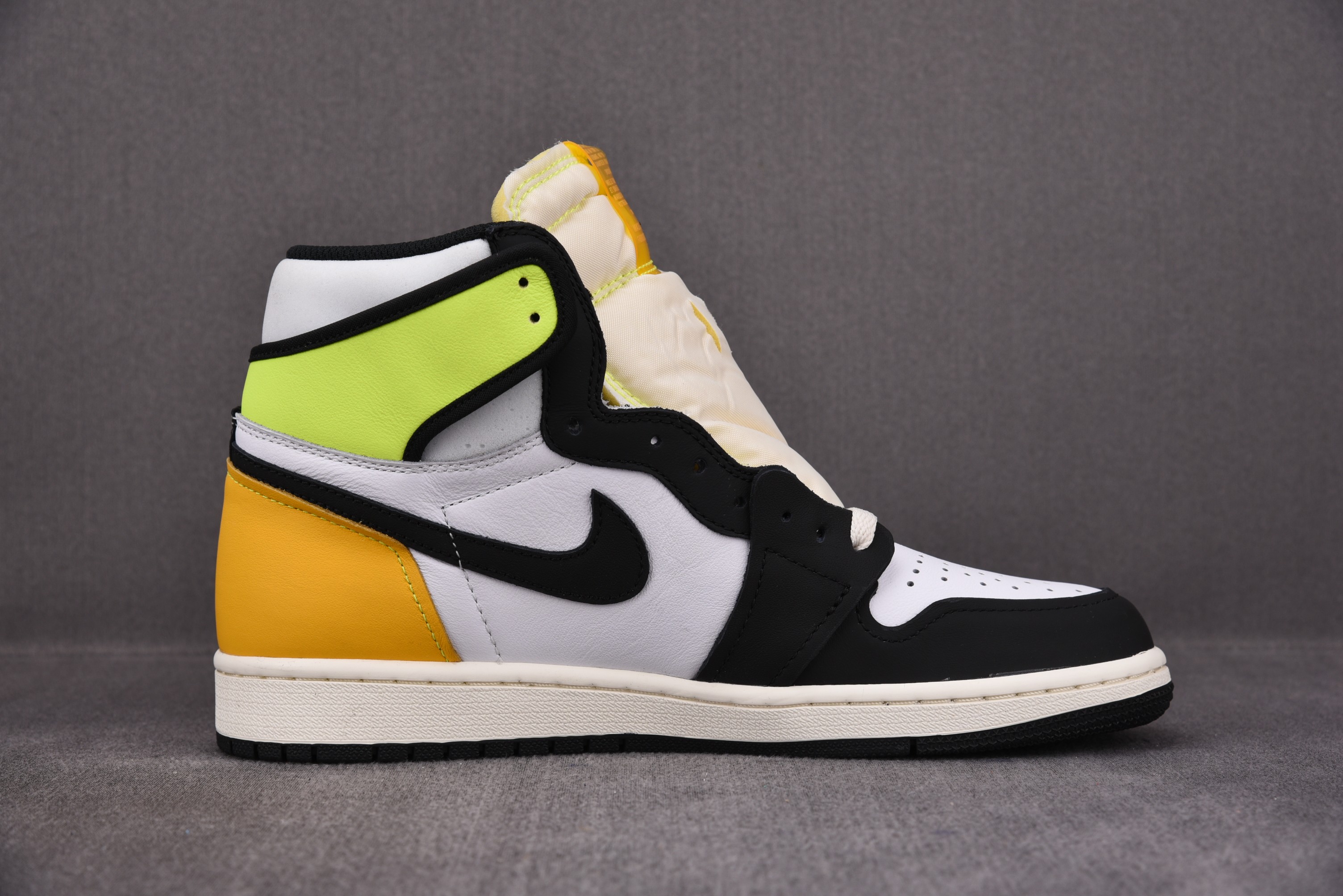 Jordan 1 Retro High White Black Volt University Gold