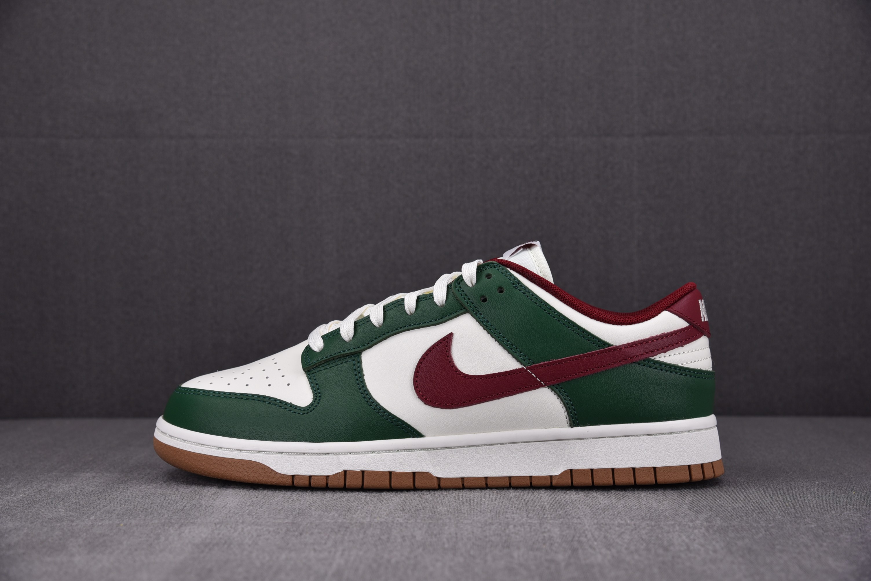 Nike Dunk Low Gorge Green Team Red