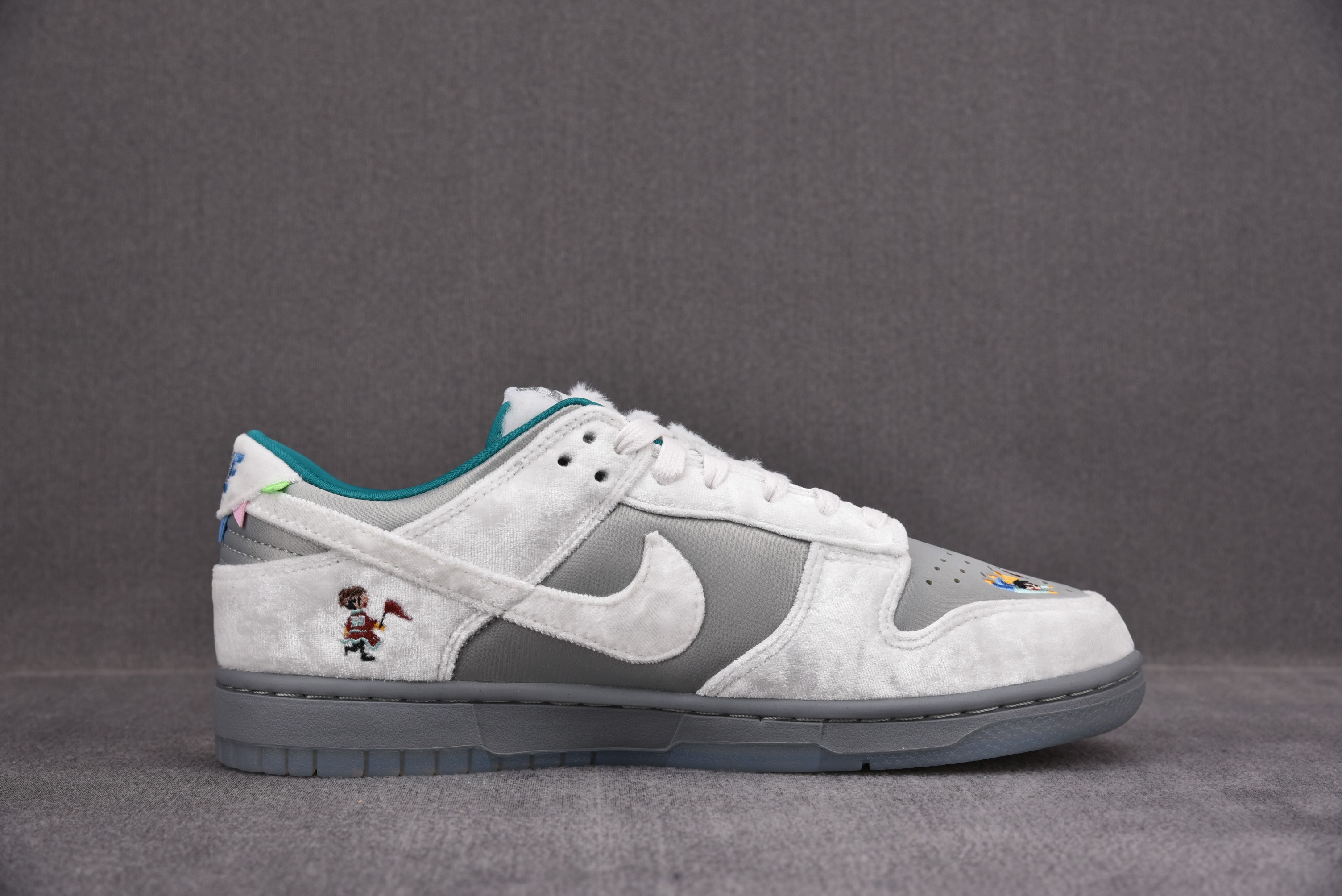 Nike Dunk Low Ice (Women Size!!)
