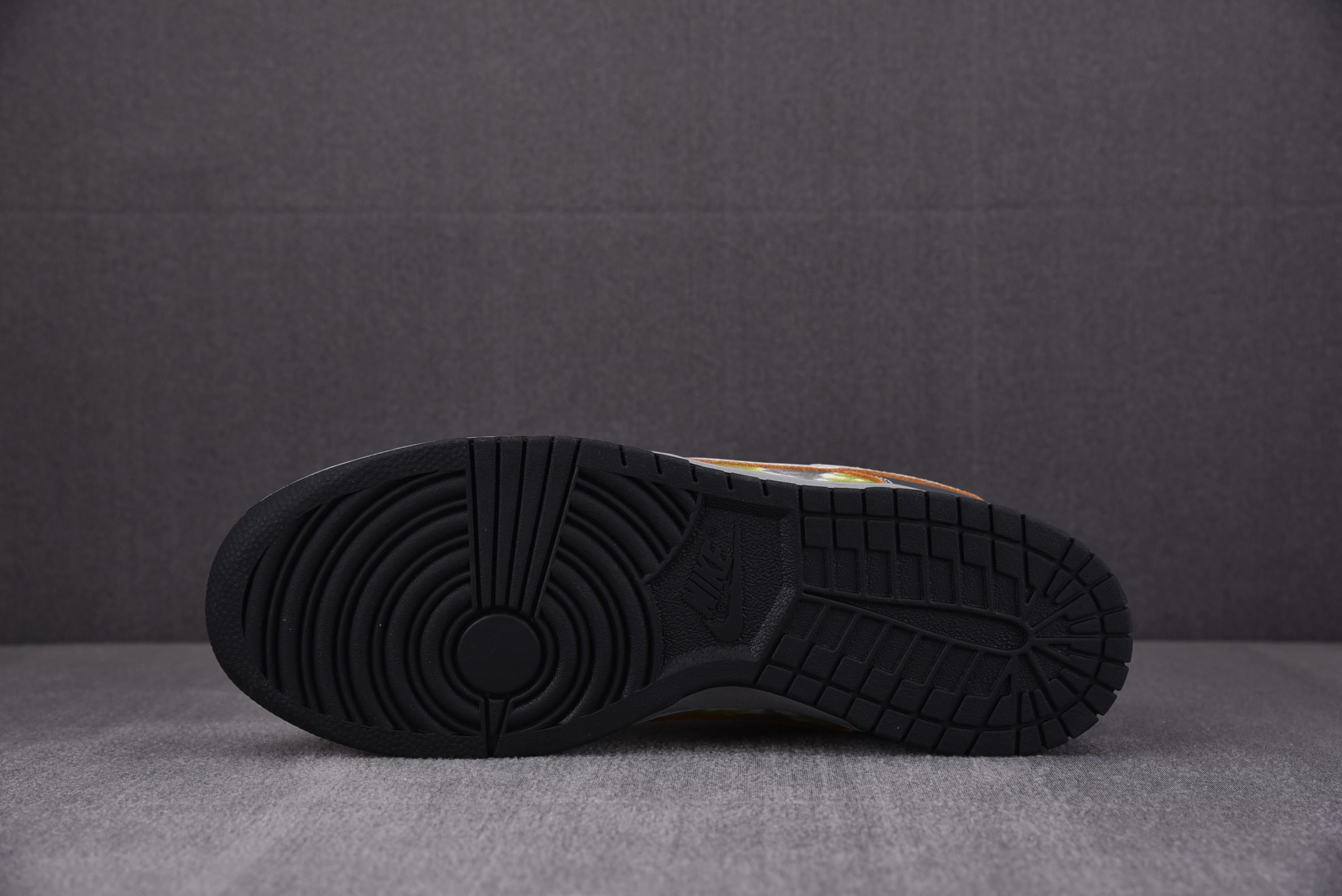 Nike SB Dunk Low HUF Wait, What!? (Friends and Family)