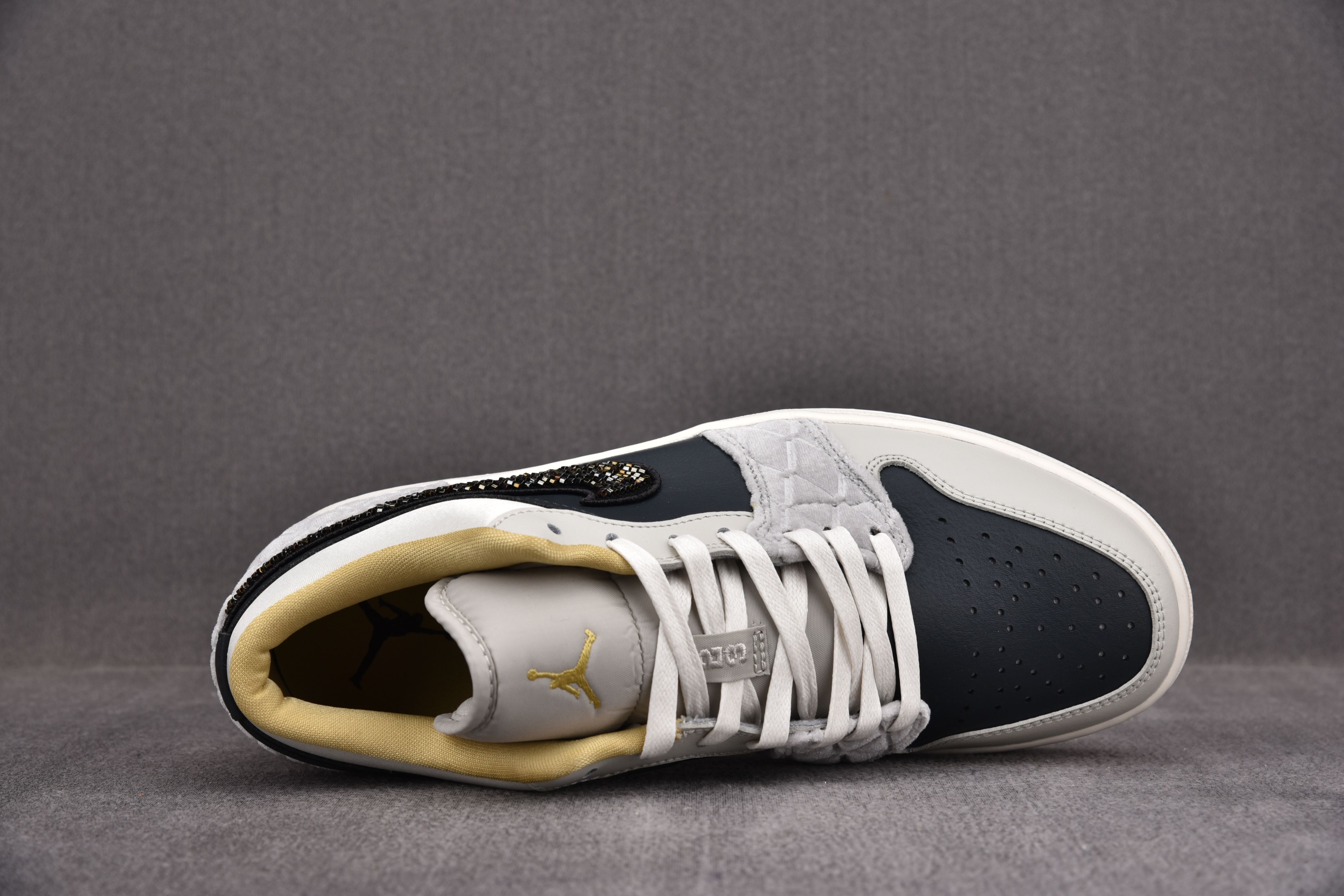 Jordan 1 Low Beaded Swoosh