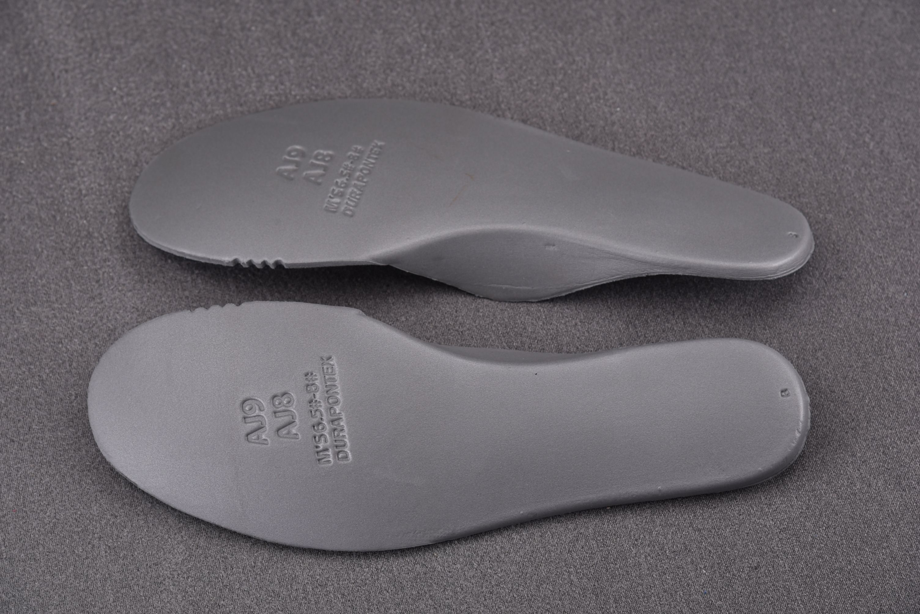 Jordan 9 Retro Chile Red