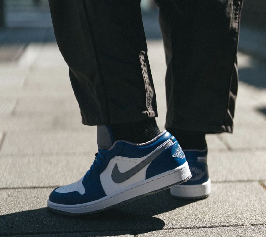 Jordan 1 Low True Blue