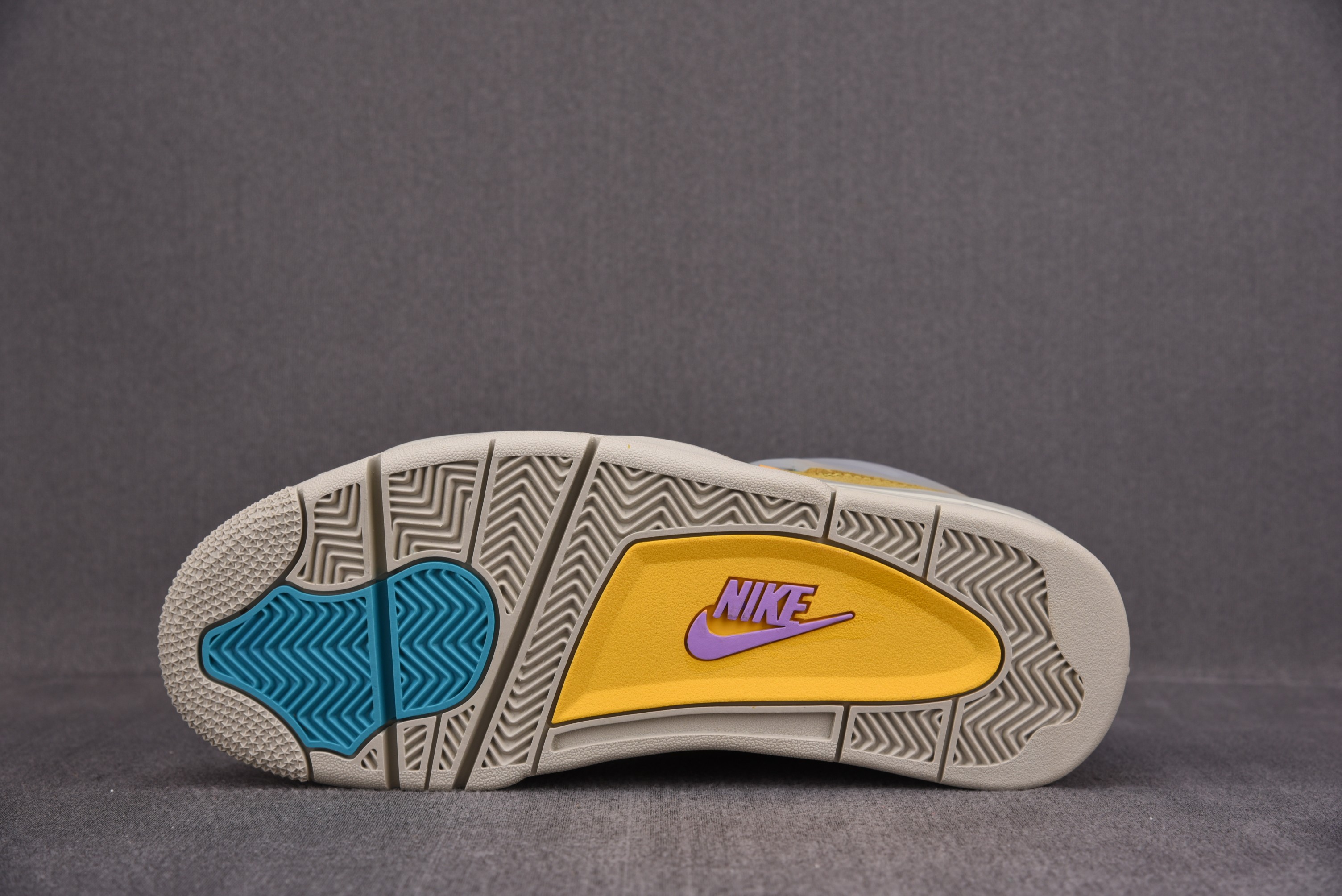 Jordan 4 Retro SP 30th Anniversary Union Desert Moss