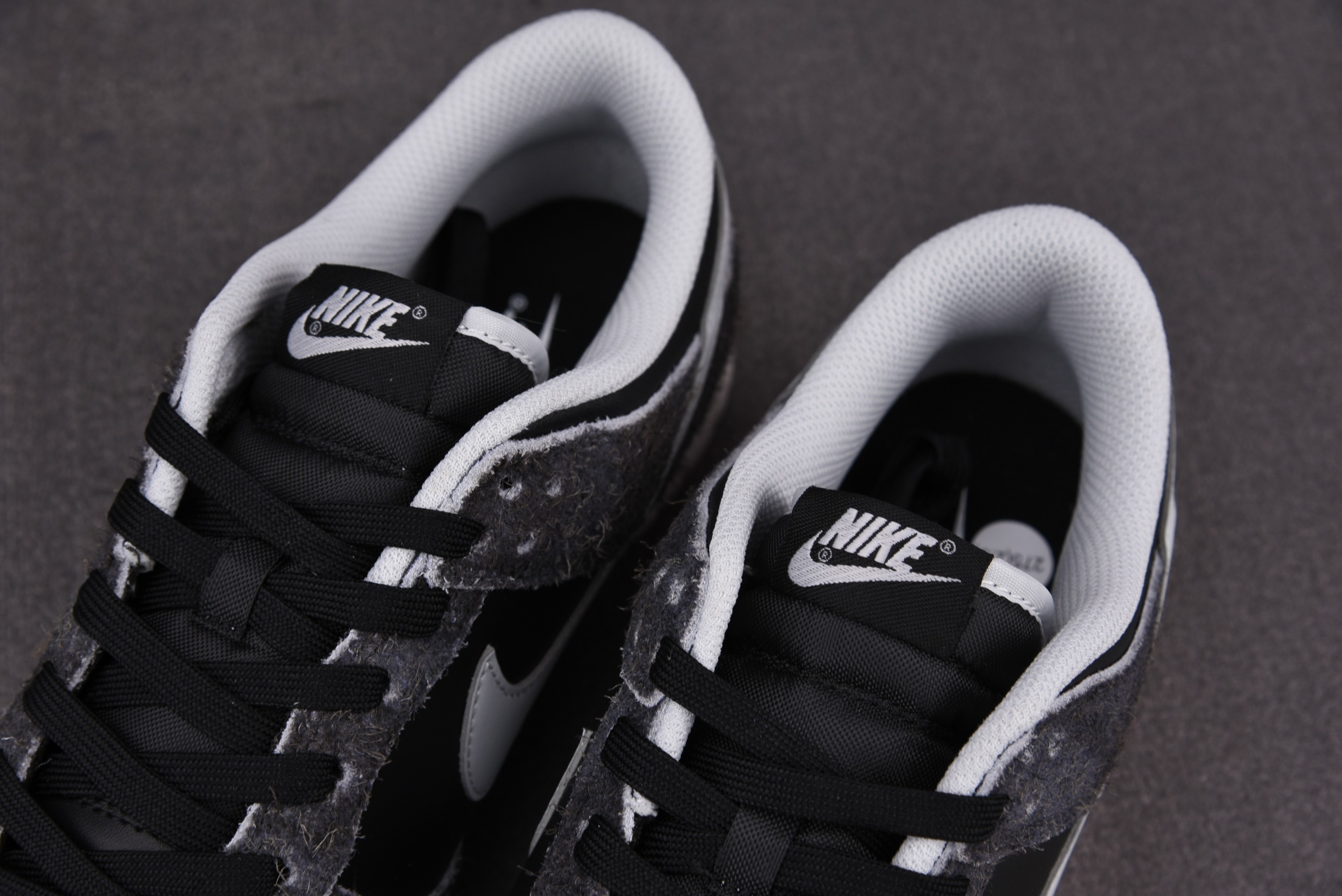 Nike Dunk Low Retro Animal Pack Zebra